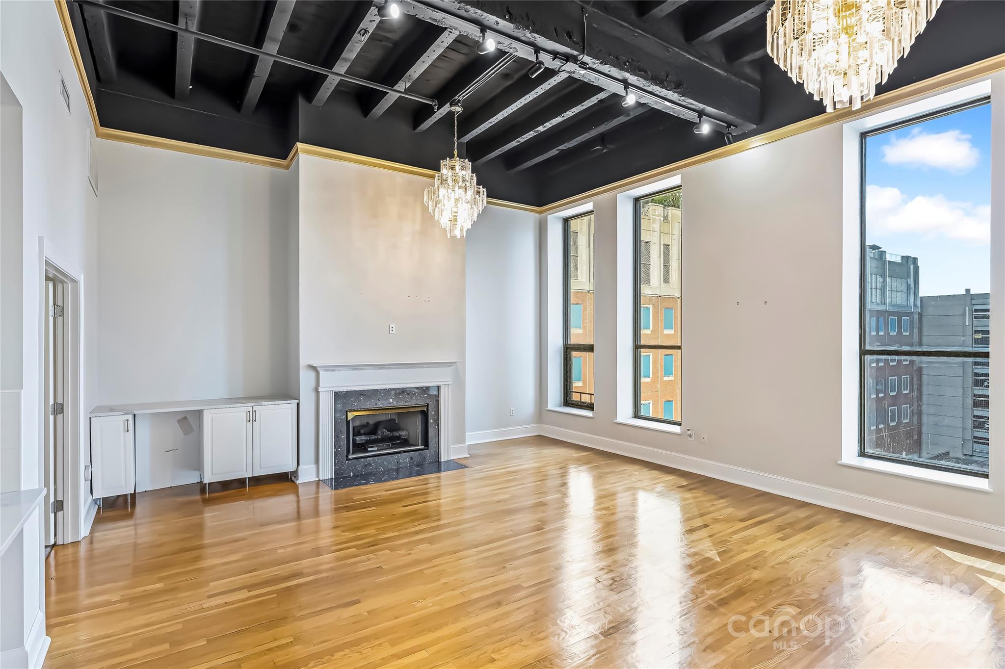 127 N Tryon Street 508
