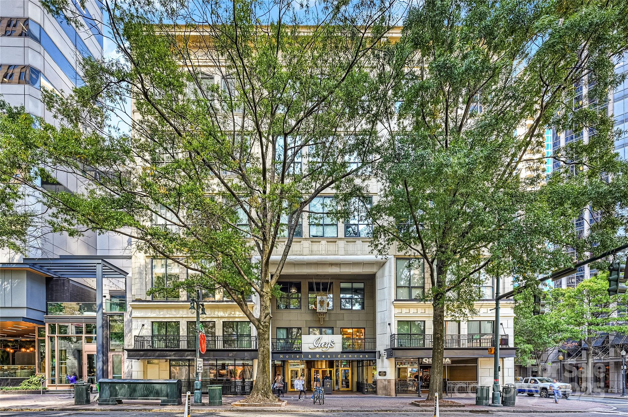 127 N Tryon Street 508