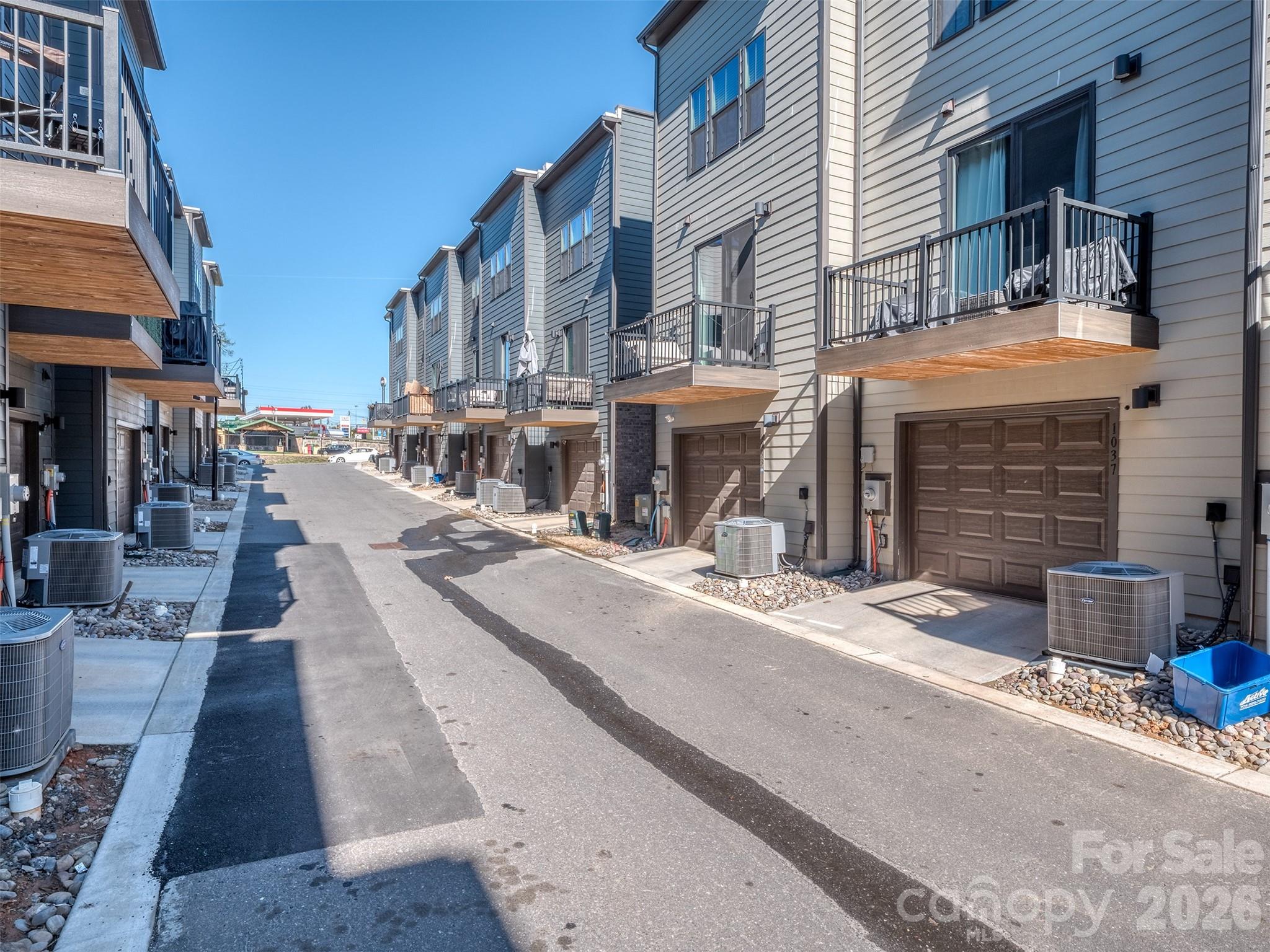 Southrail Station - Residential