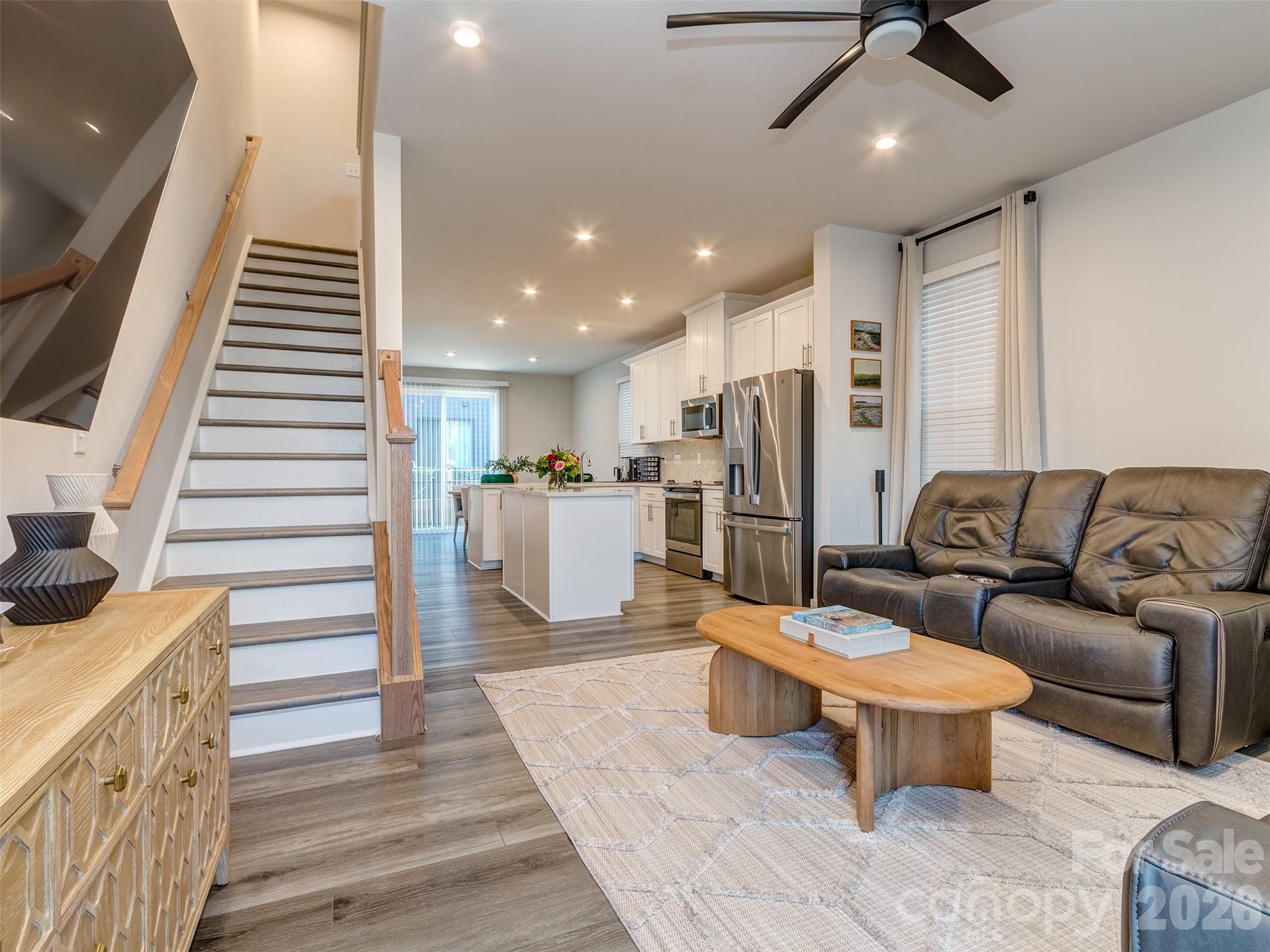 Southrail Station - Residential