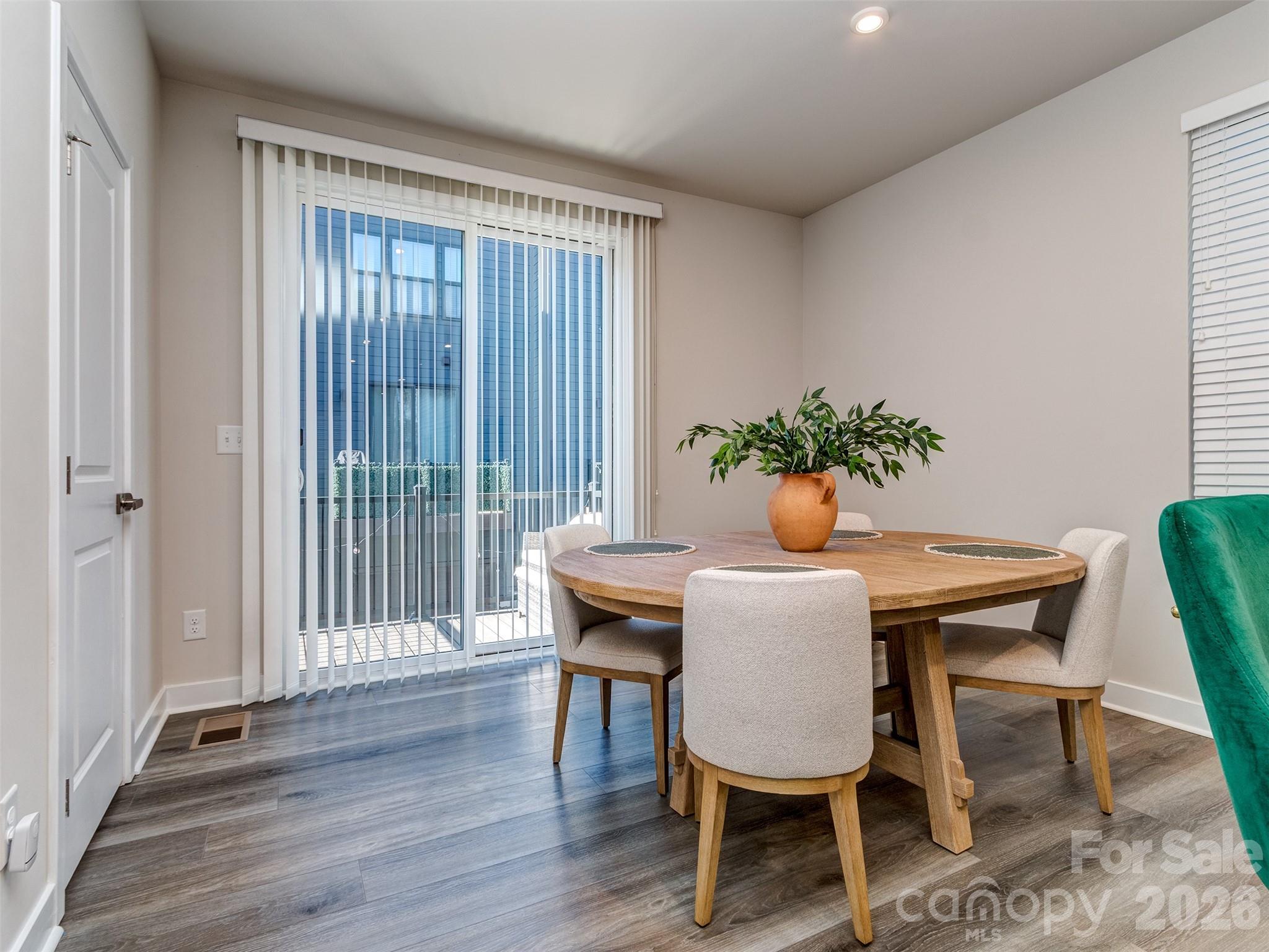 Southrail Station - Residential