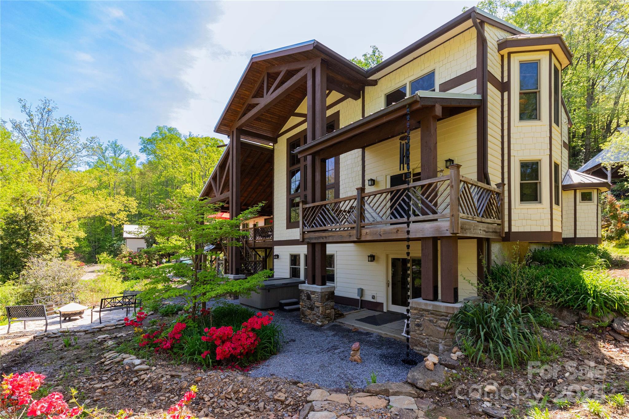 28 & 29 Spruce Chase Lane