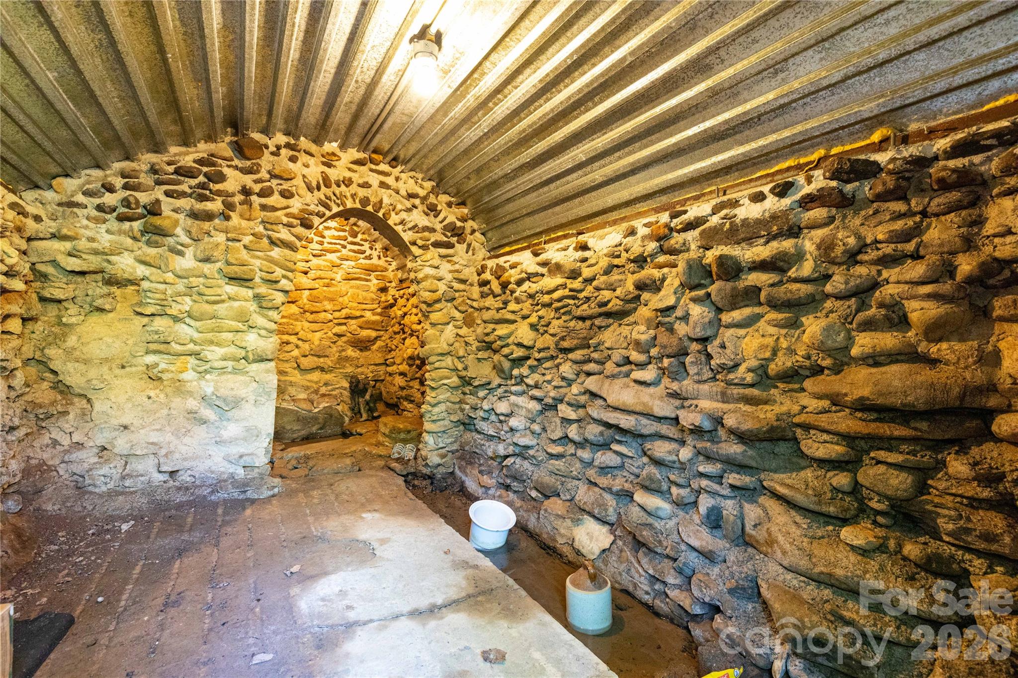 Bee Tree - Residential