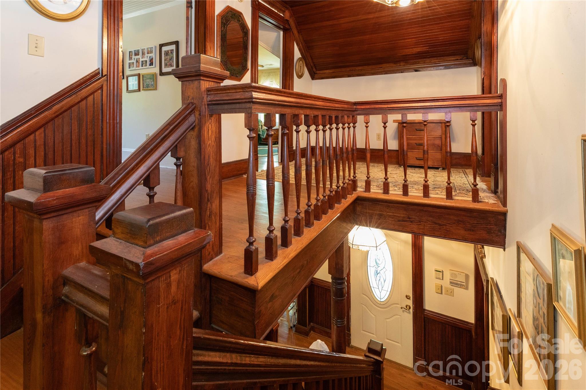 Bee Tree - Residential