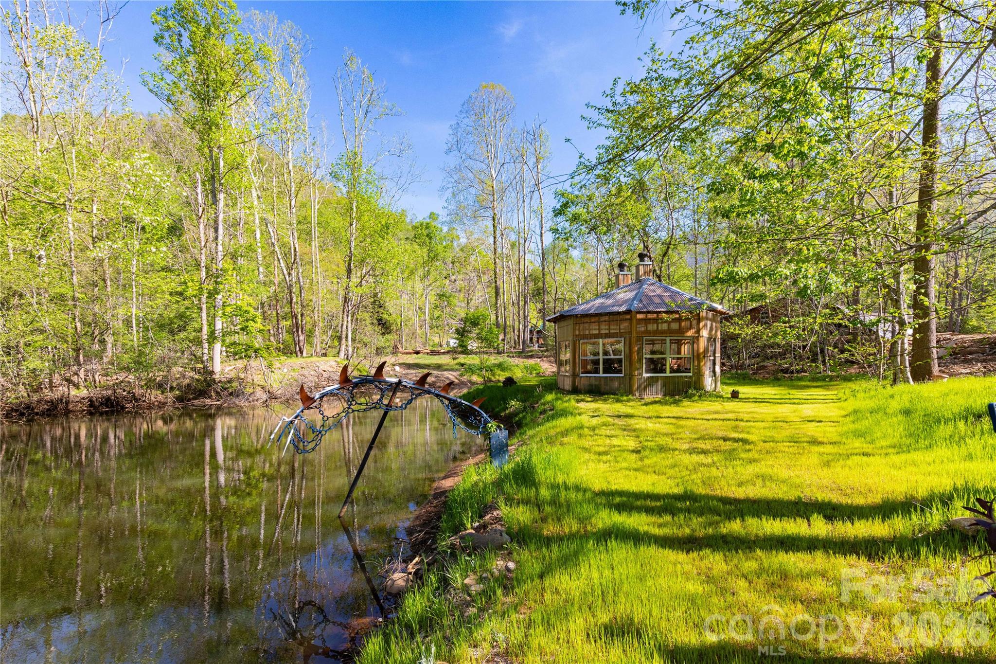Bee Tree - Residential