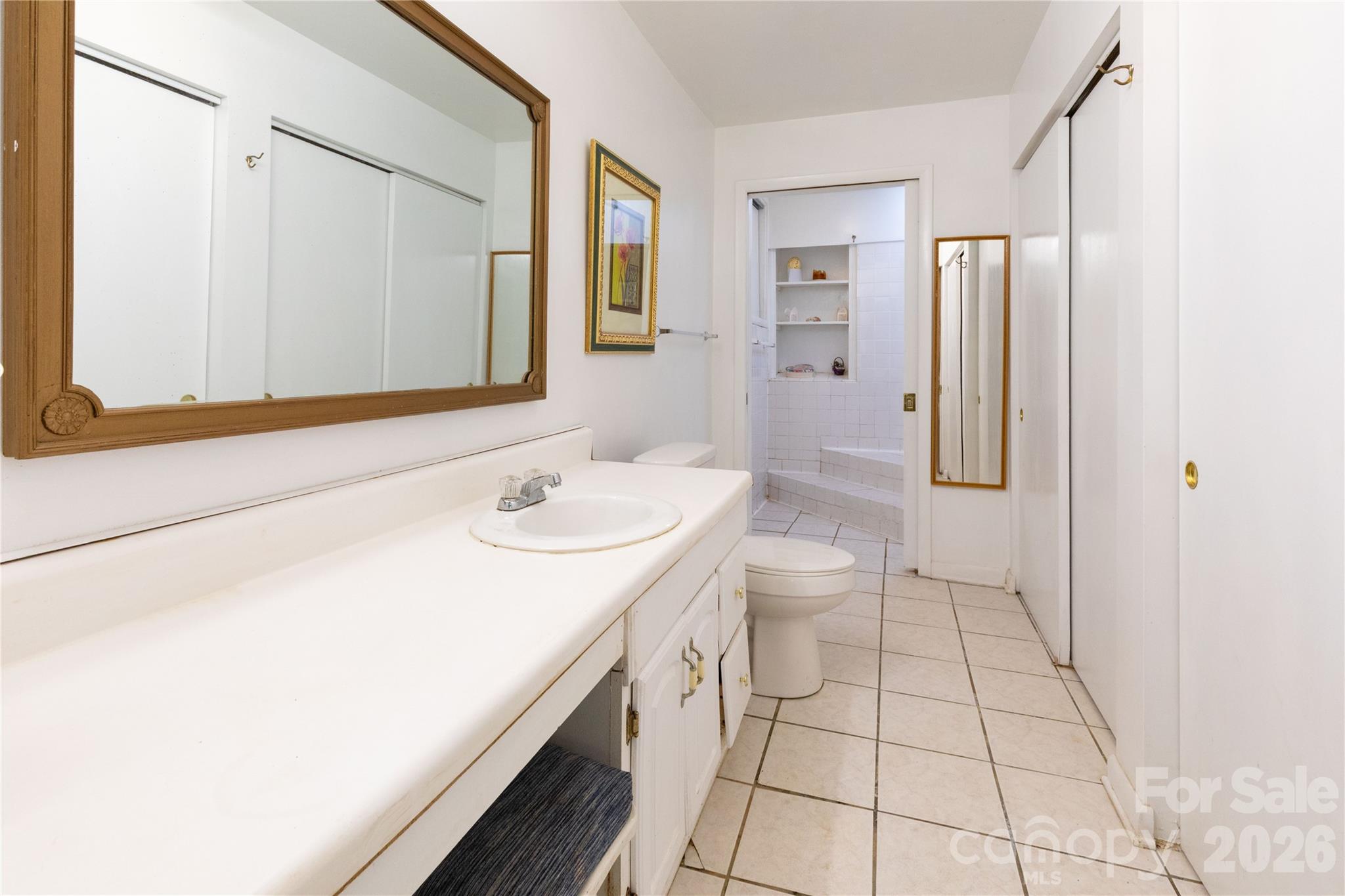 Bee Tree - Residential