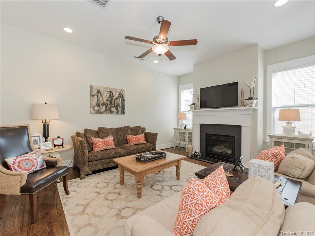 Riverwalk - Residential