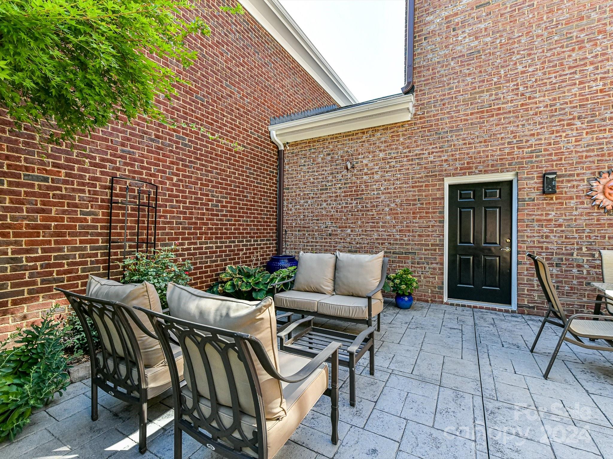 Bonnie Briar - Residential