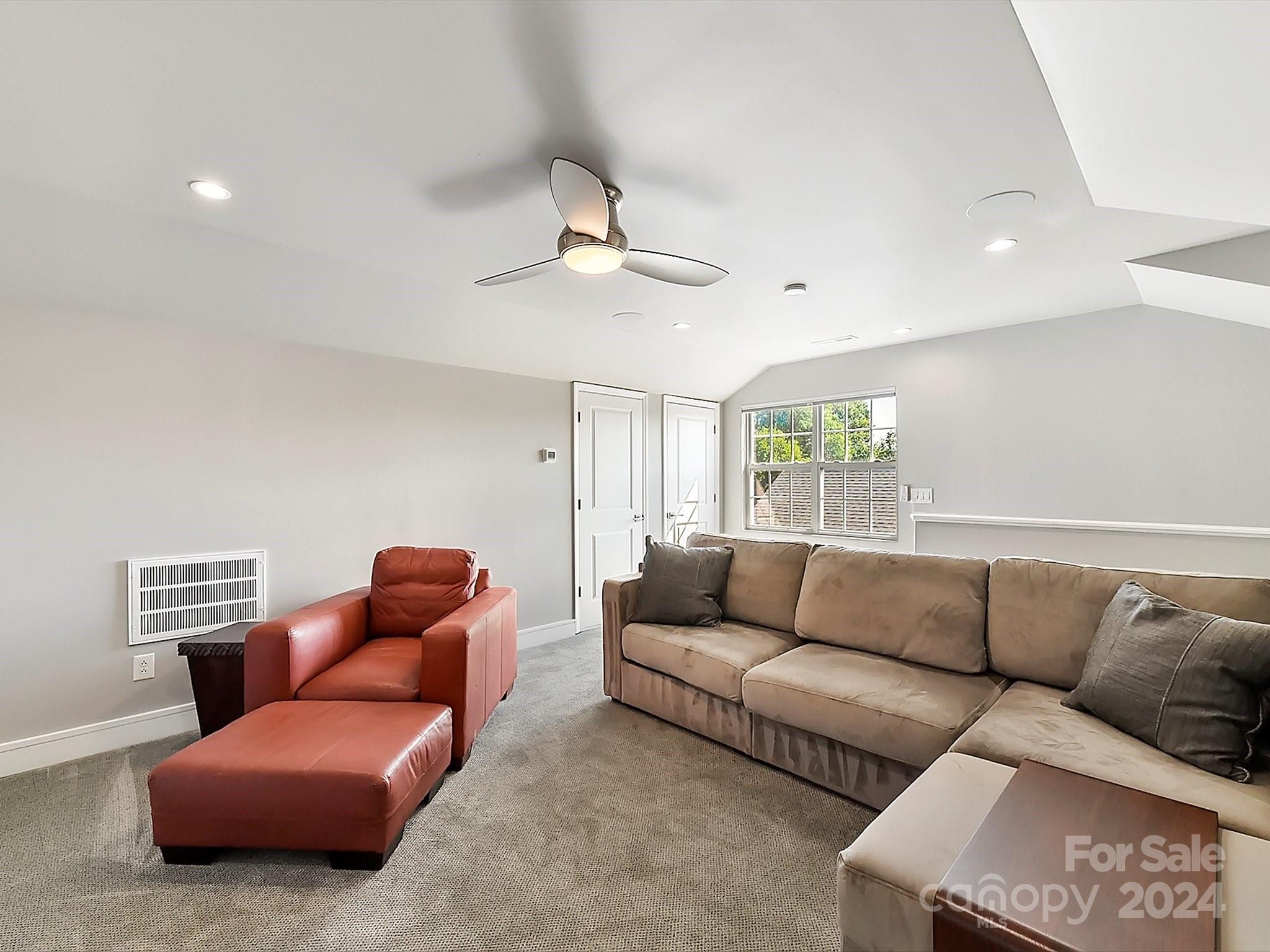 Bonnie Briar - Residential