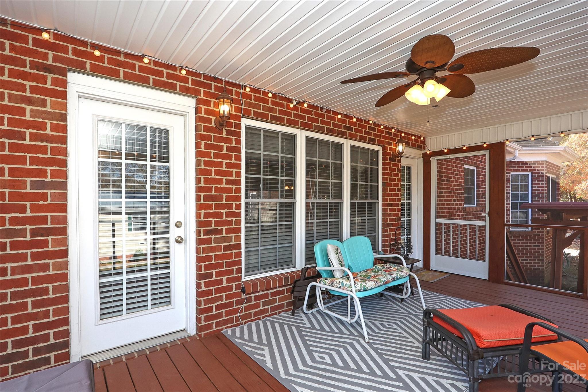 Oak Glen - Residential