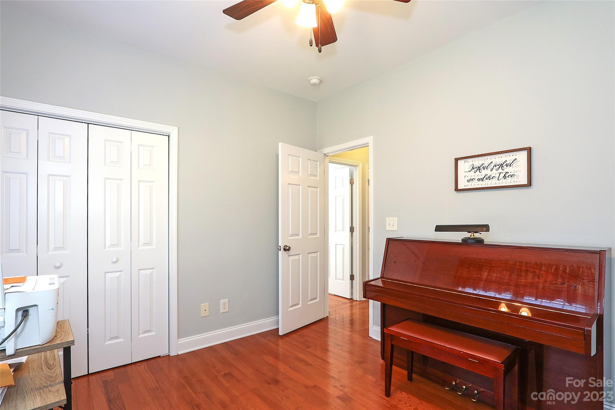 Oak Glen - Residential