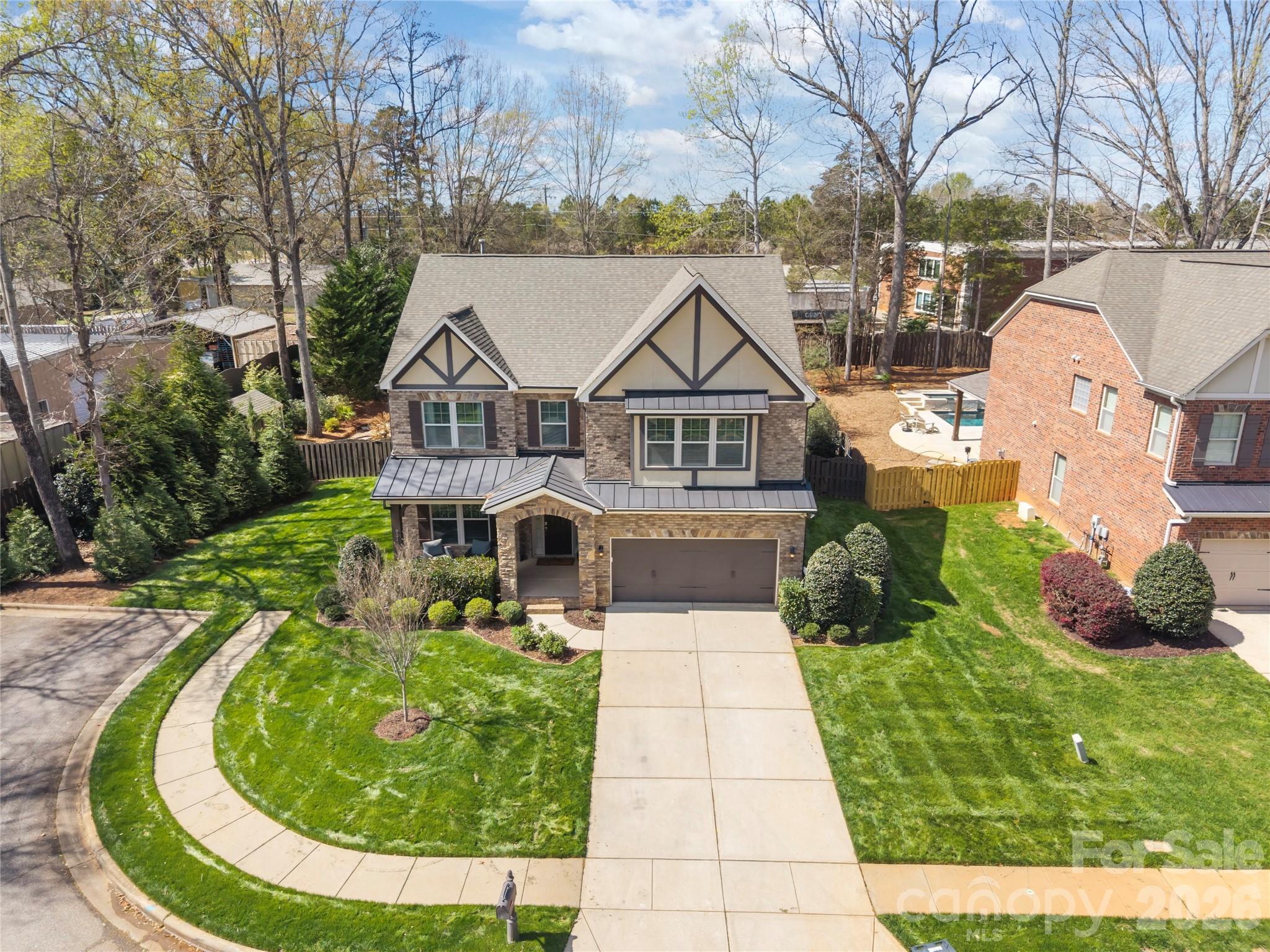 Barber Rock - Residential