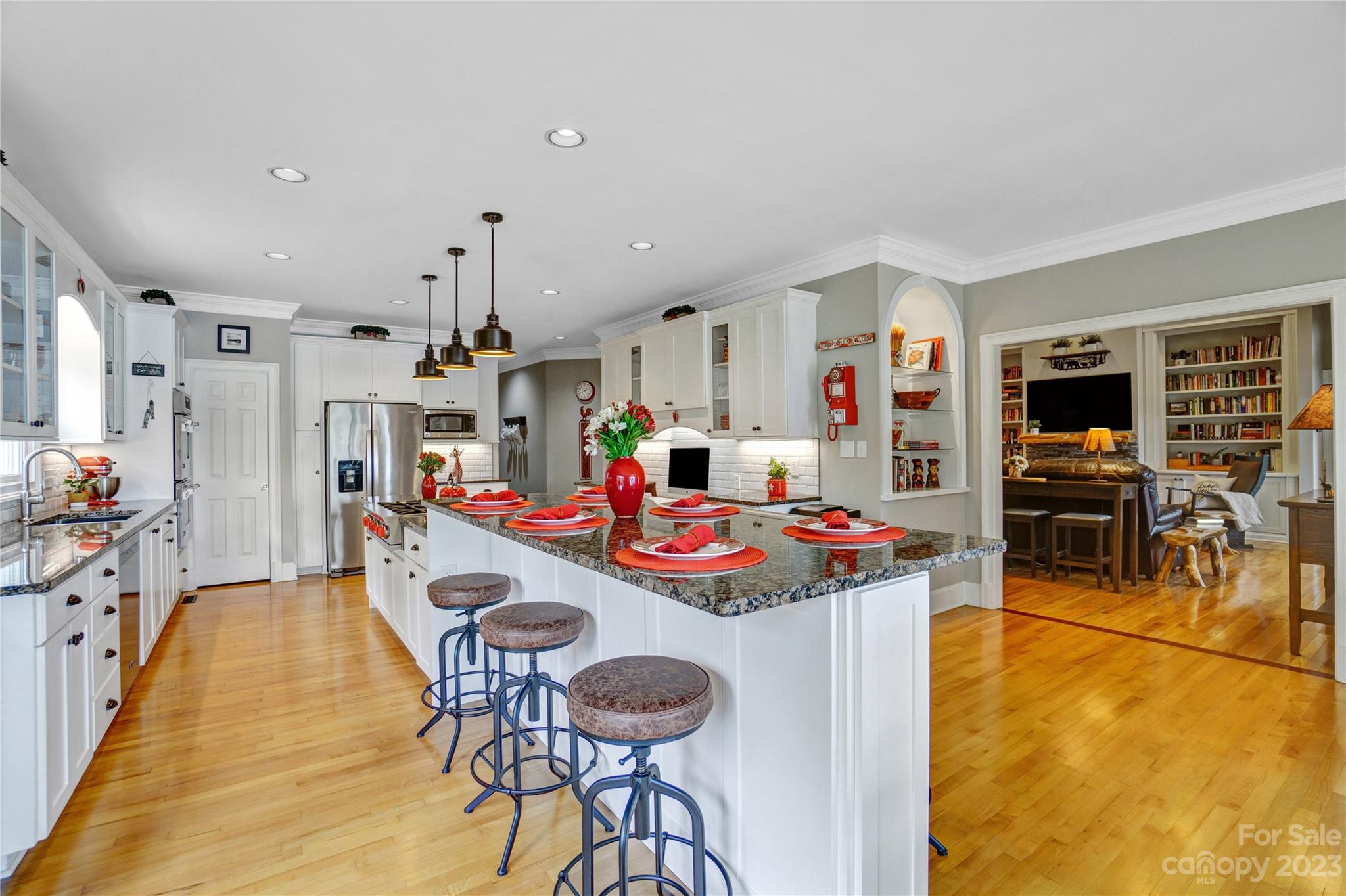 Tanglewood Place - Residential