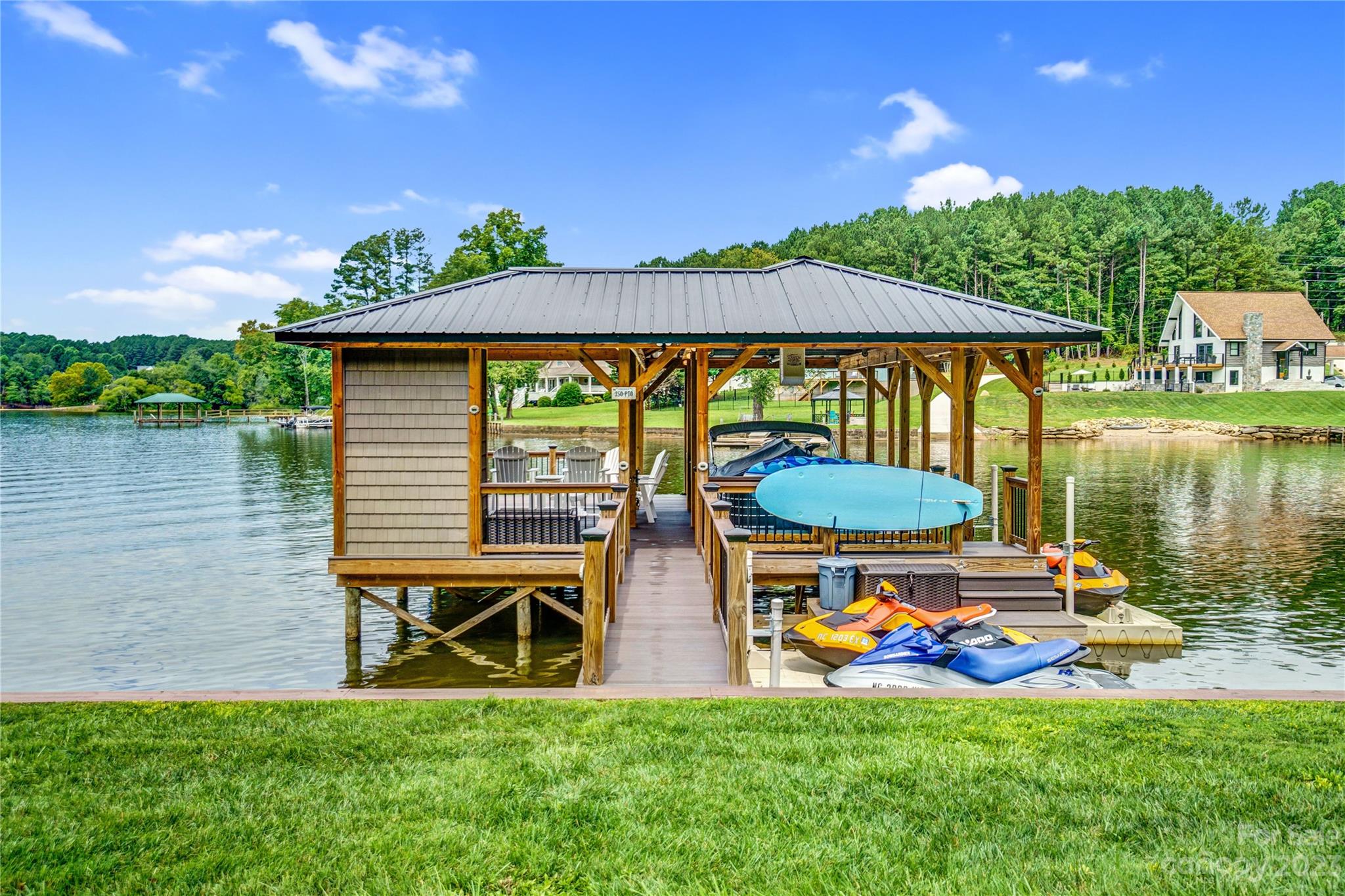 Tanglewood Place - Residential