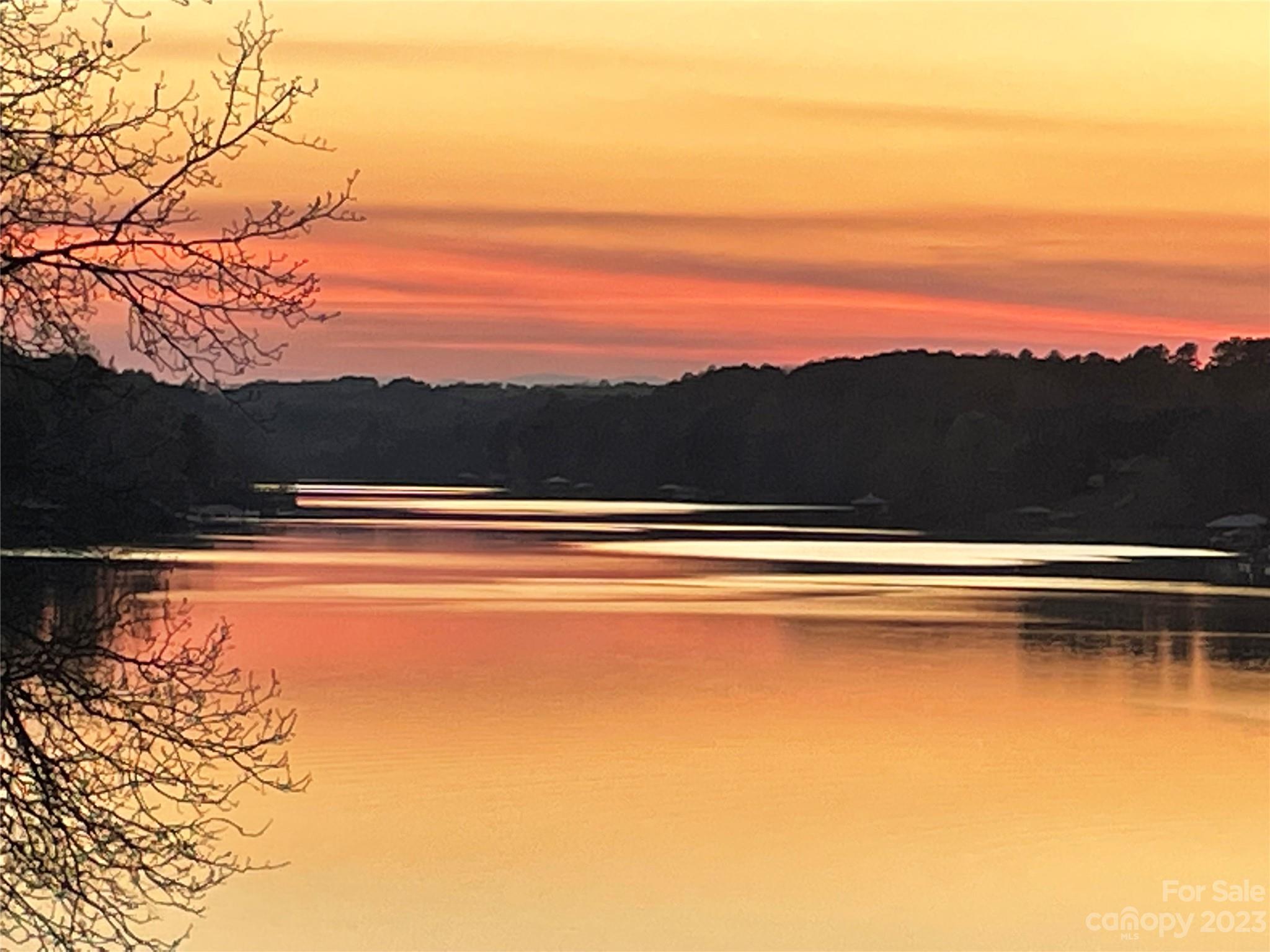 Tanglewood Place - Residential