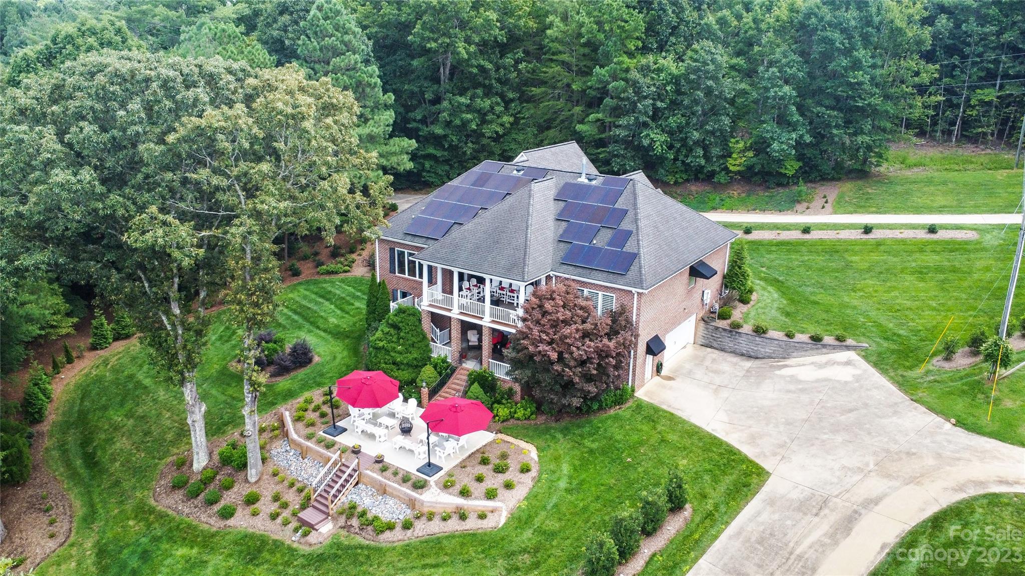 Tanglewood Place - Residential