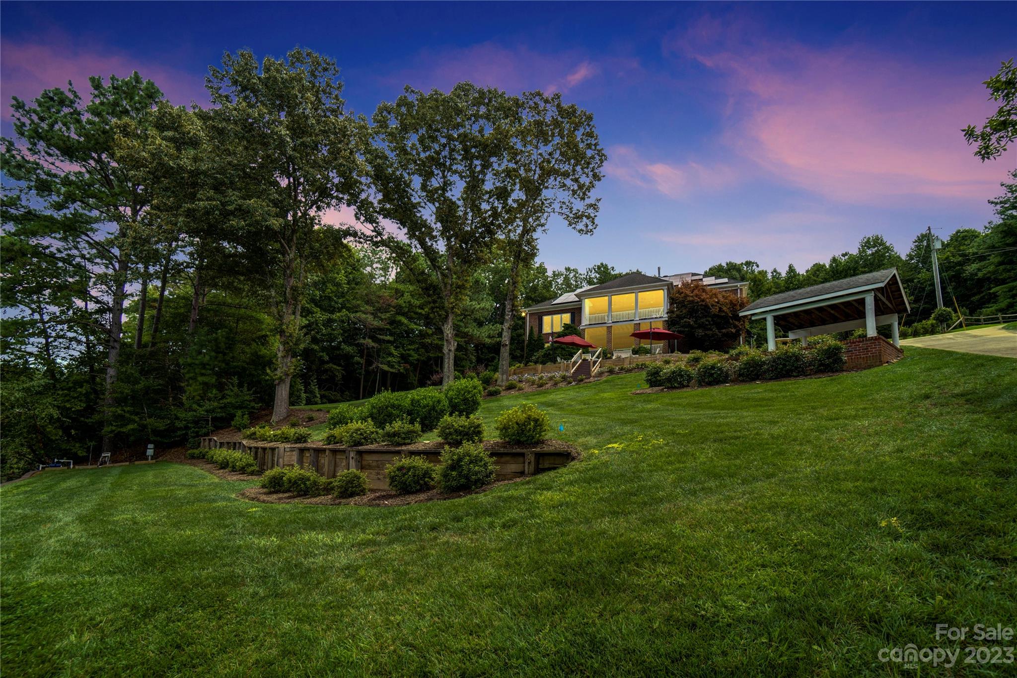 Tanglewood Place - Residential