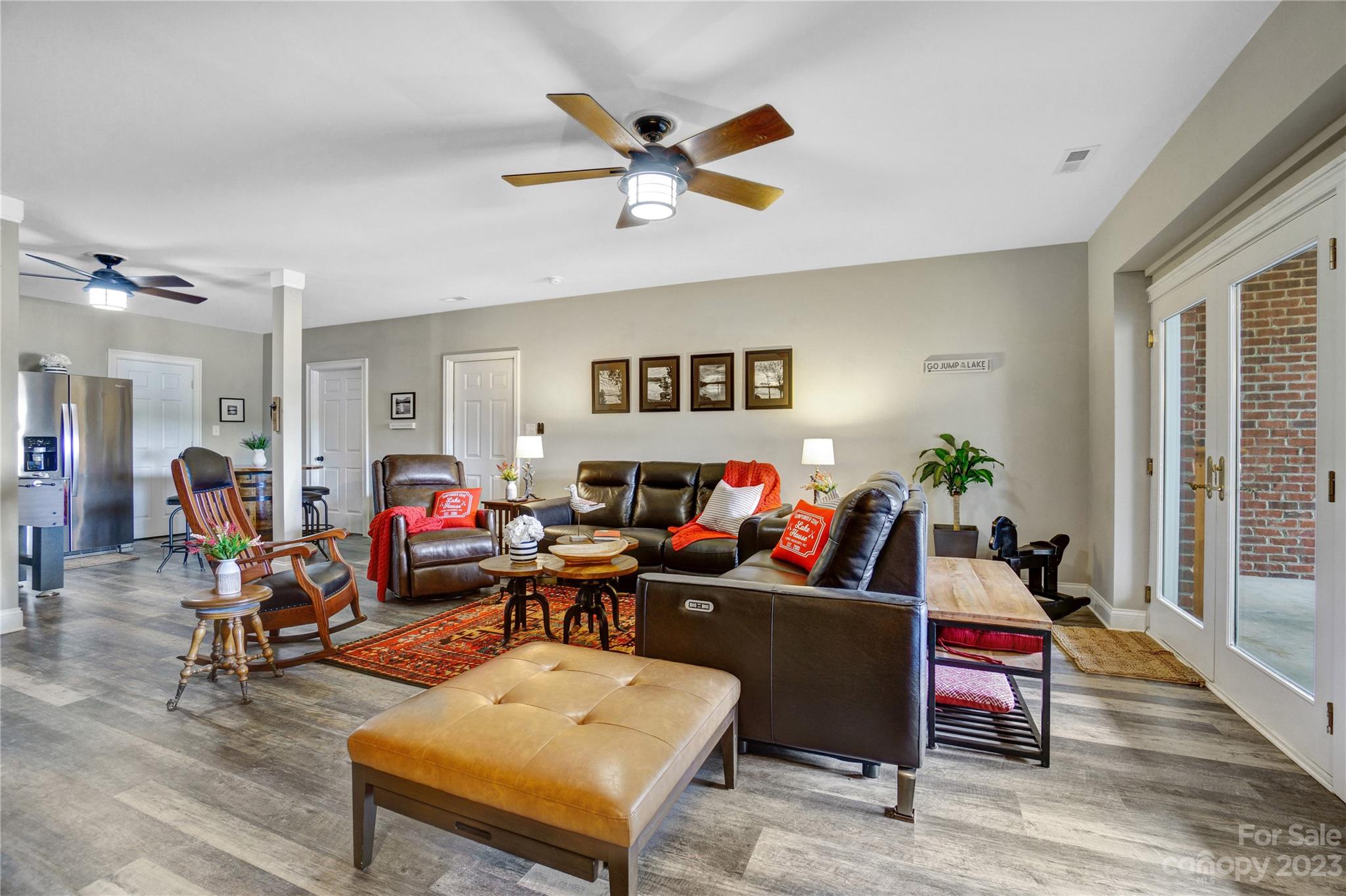 Tanglewood Place - Residential