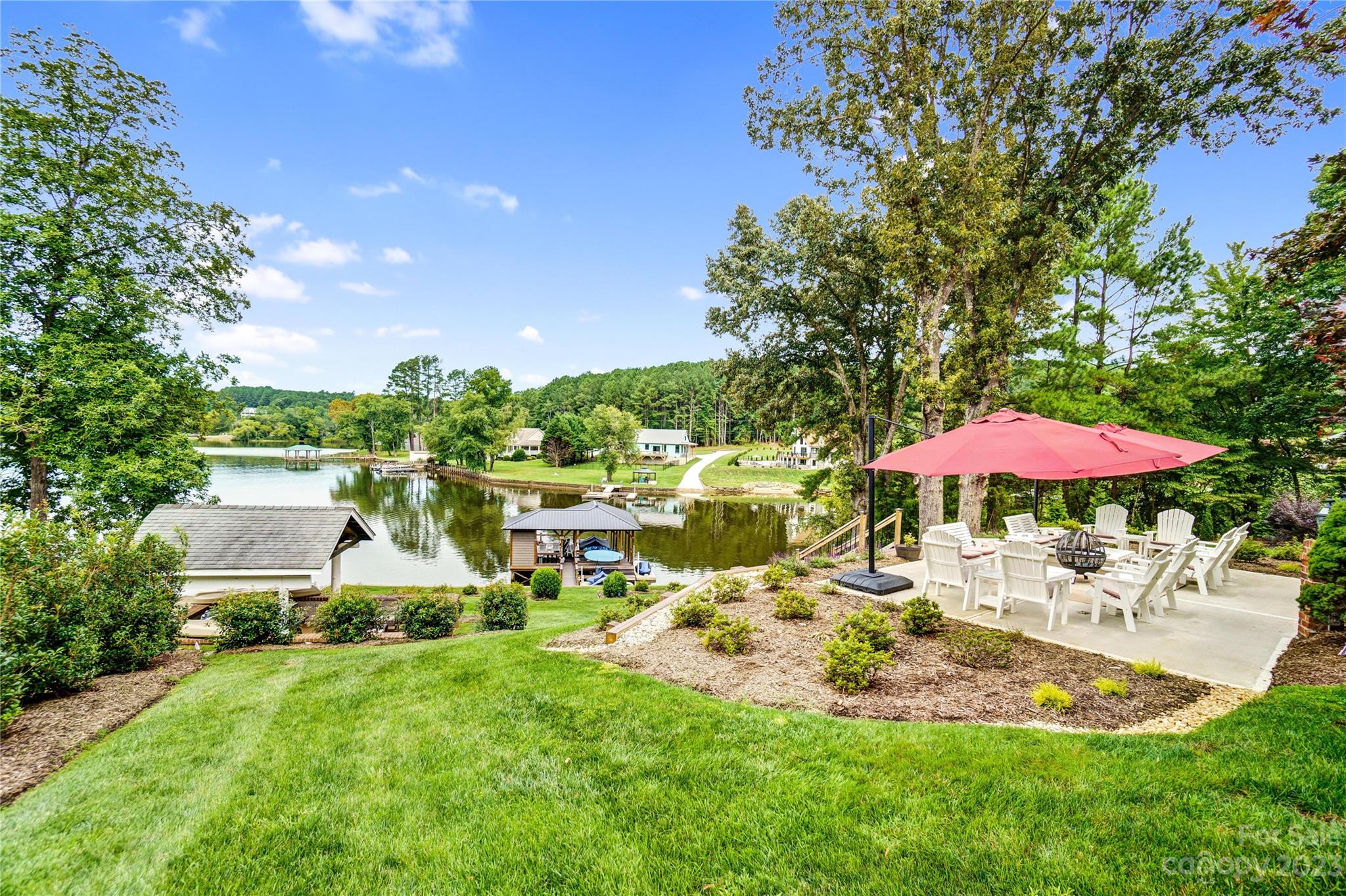 Tanglewood Place - Residential