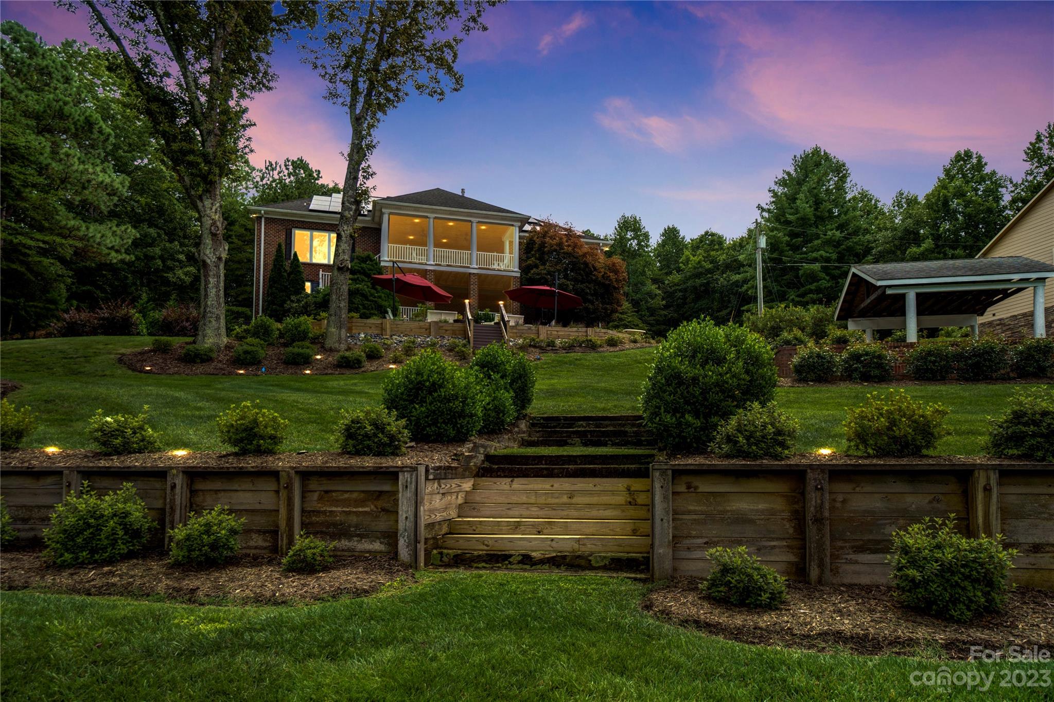 Tanglewood Place - Residential