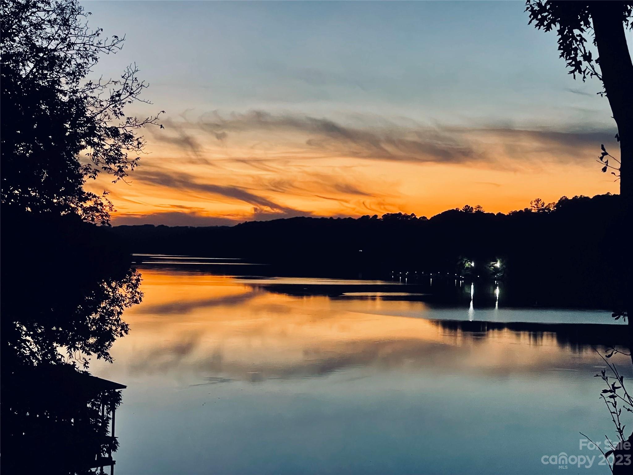 Tanglewood Place - Residential