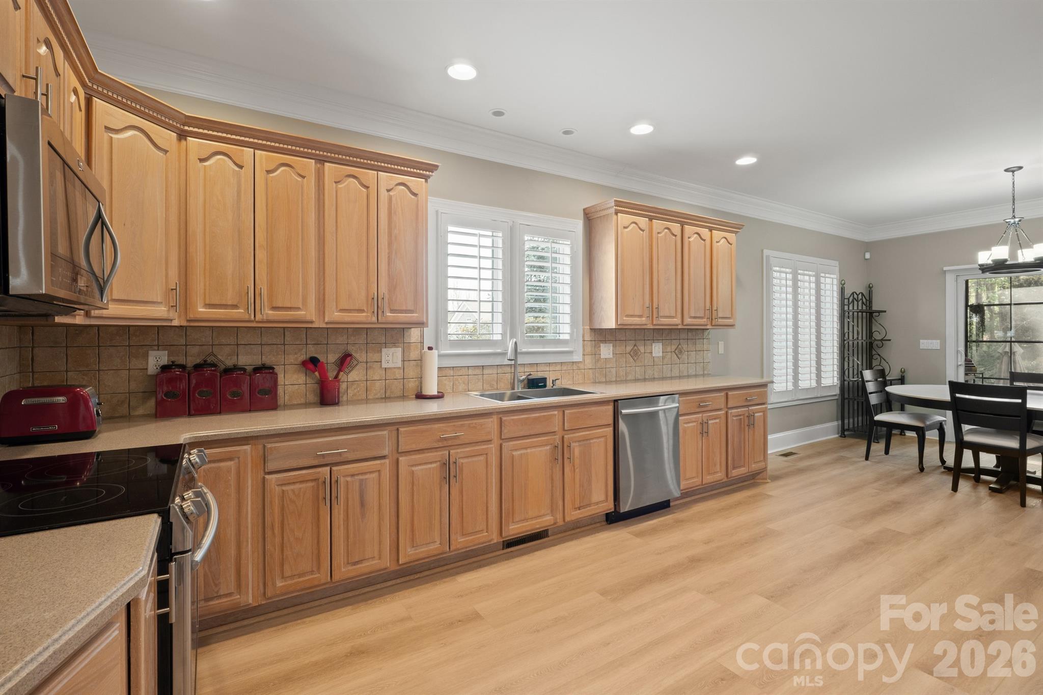 The Peninsula - Residential