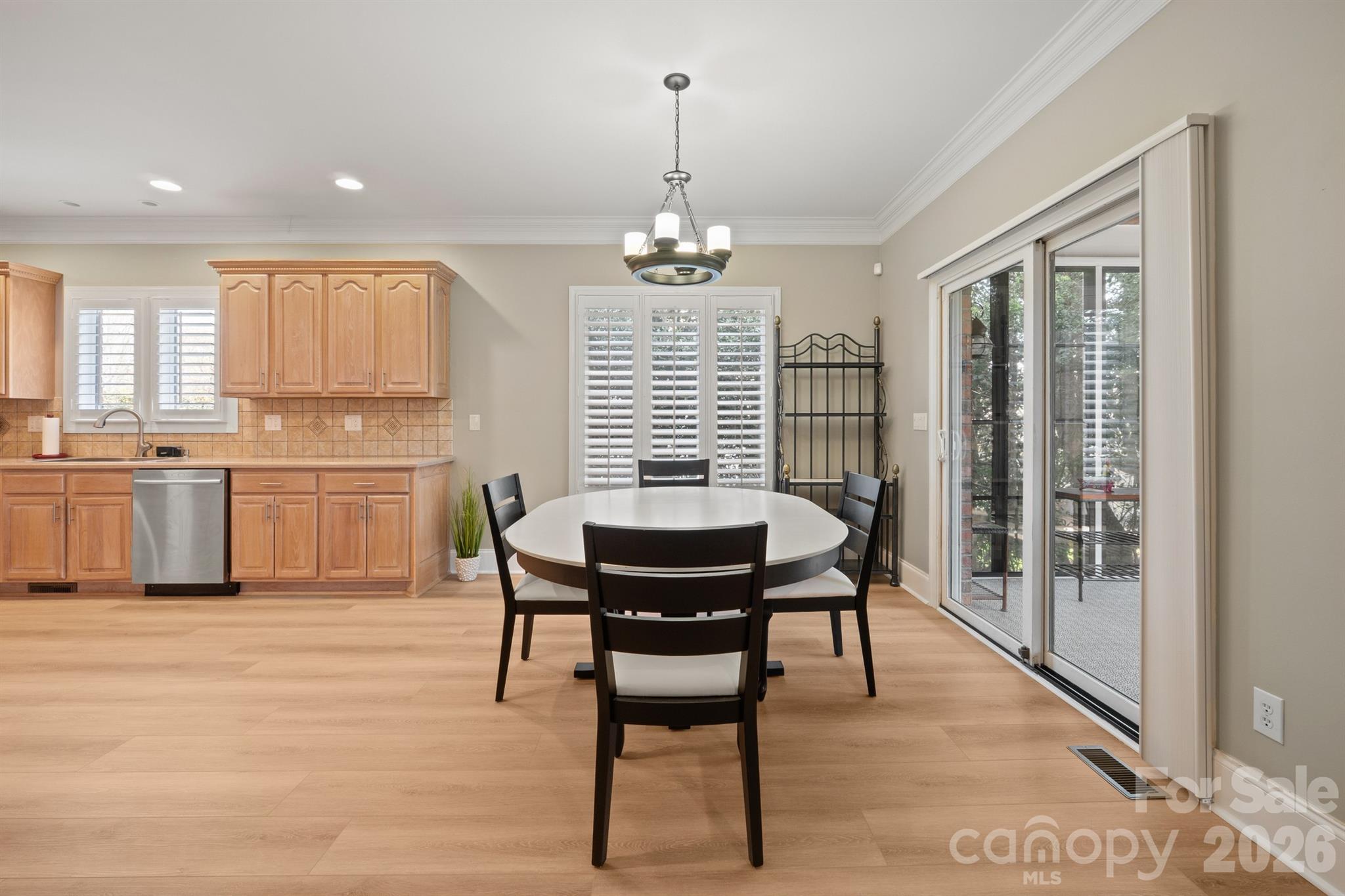 The Peninsula - Residential