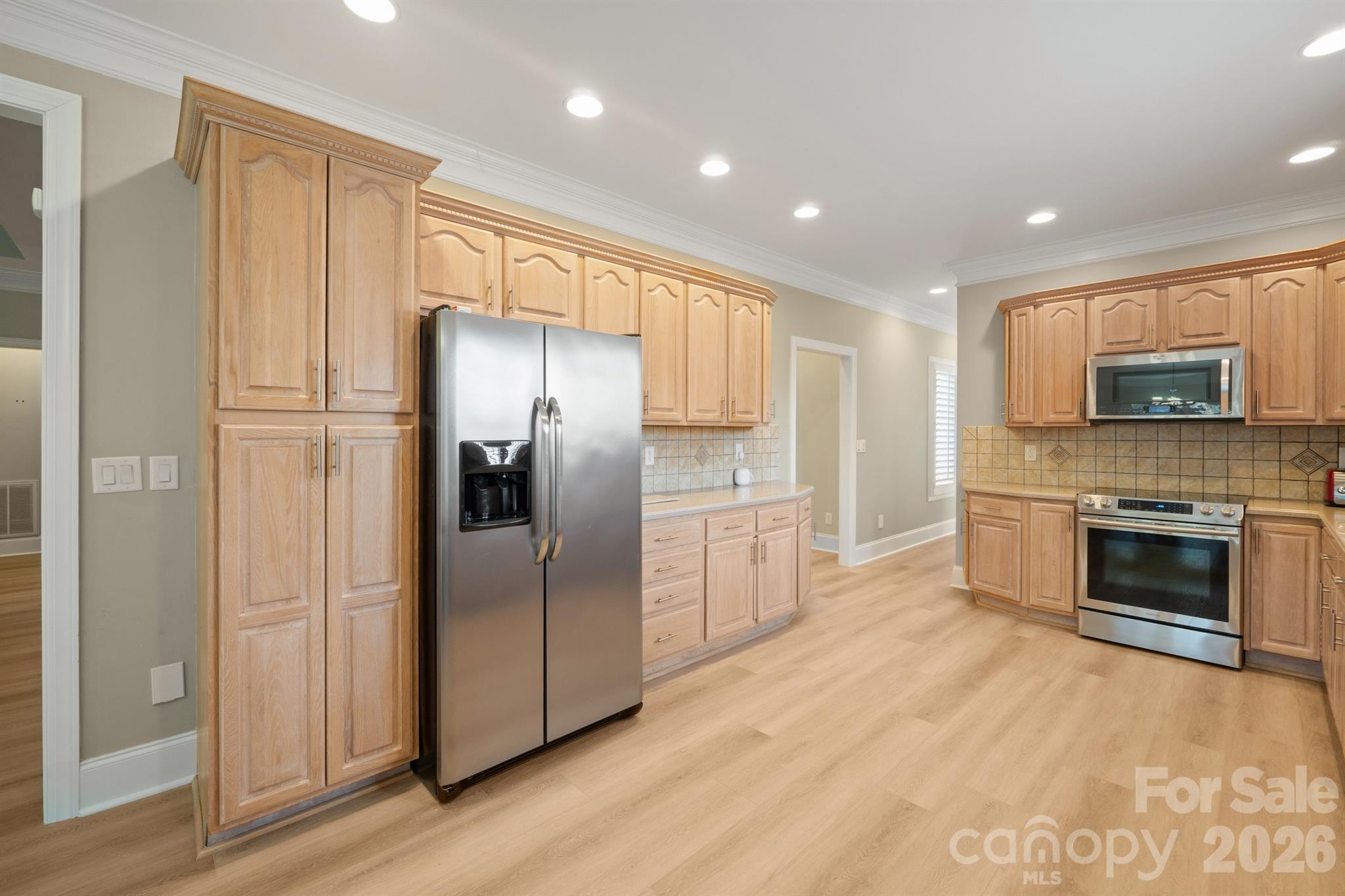 The Peninsula - Residential