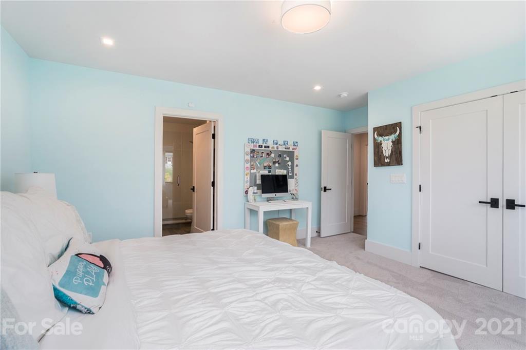 Sherwood Forest - Residential