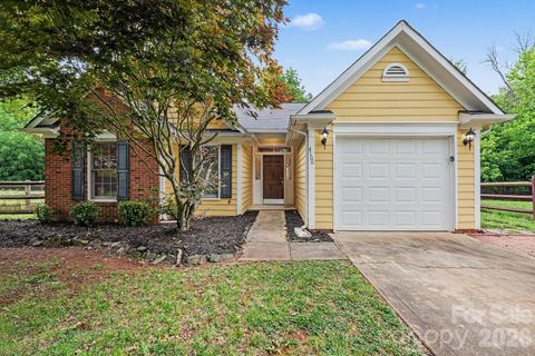 Photo of 4106 Woodbury Terrace NW, Concord, NC 28027 (MLS # 4396454)