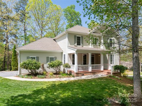 11 La Rue Court Candler NC 28715