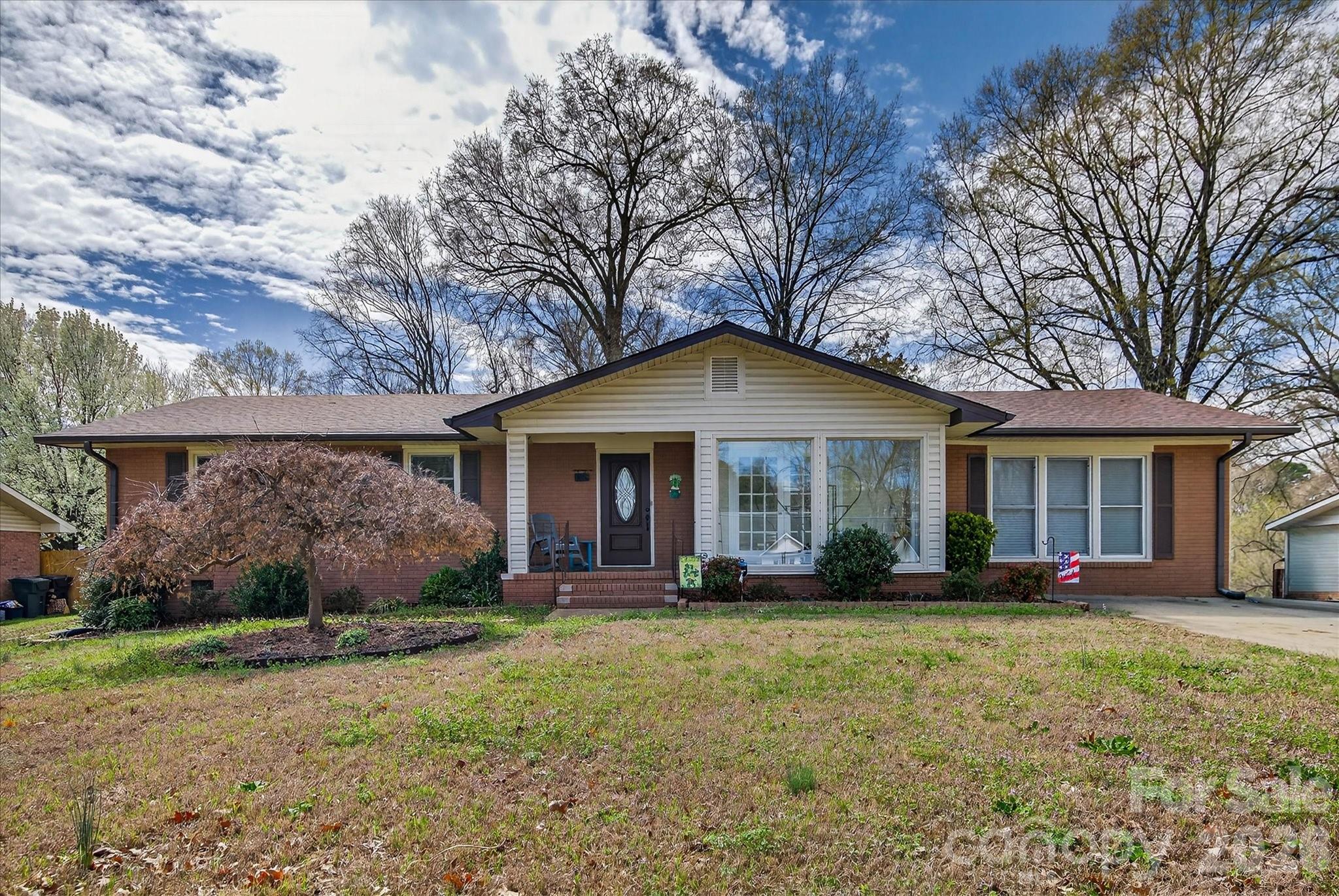 1217 Ebinport Road