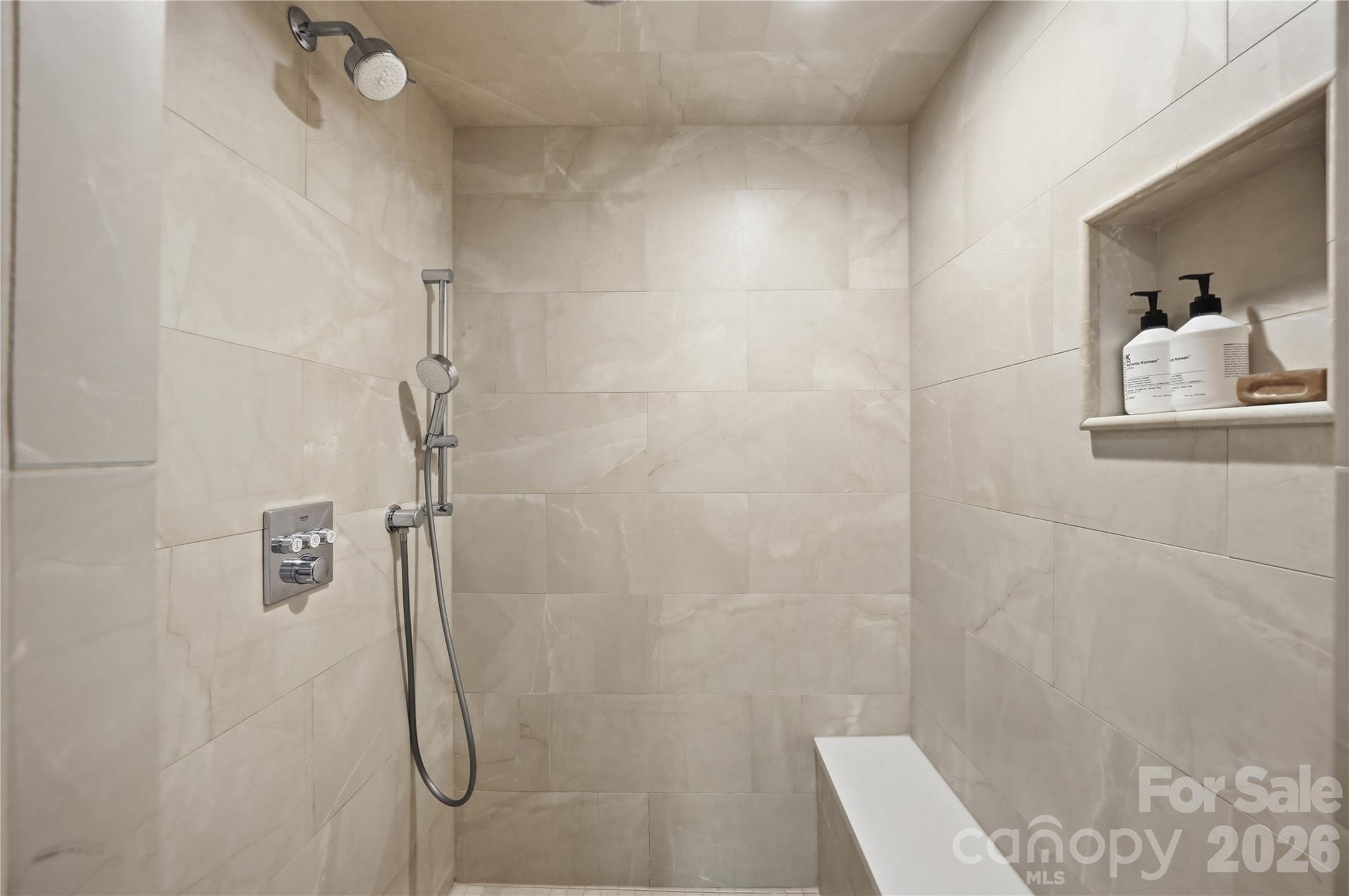 Valle Cay - Residential