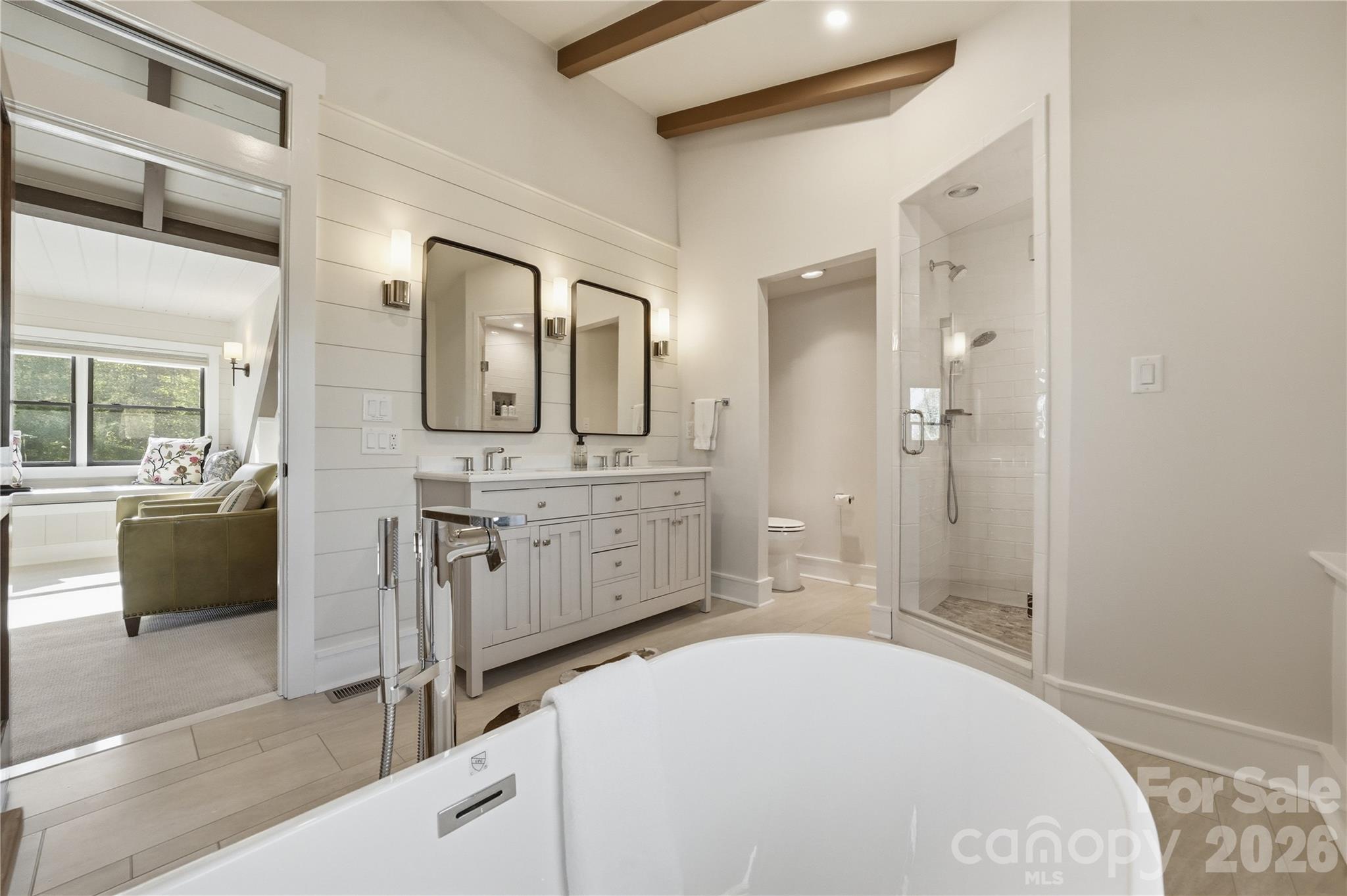 Valle Cay - Residential