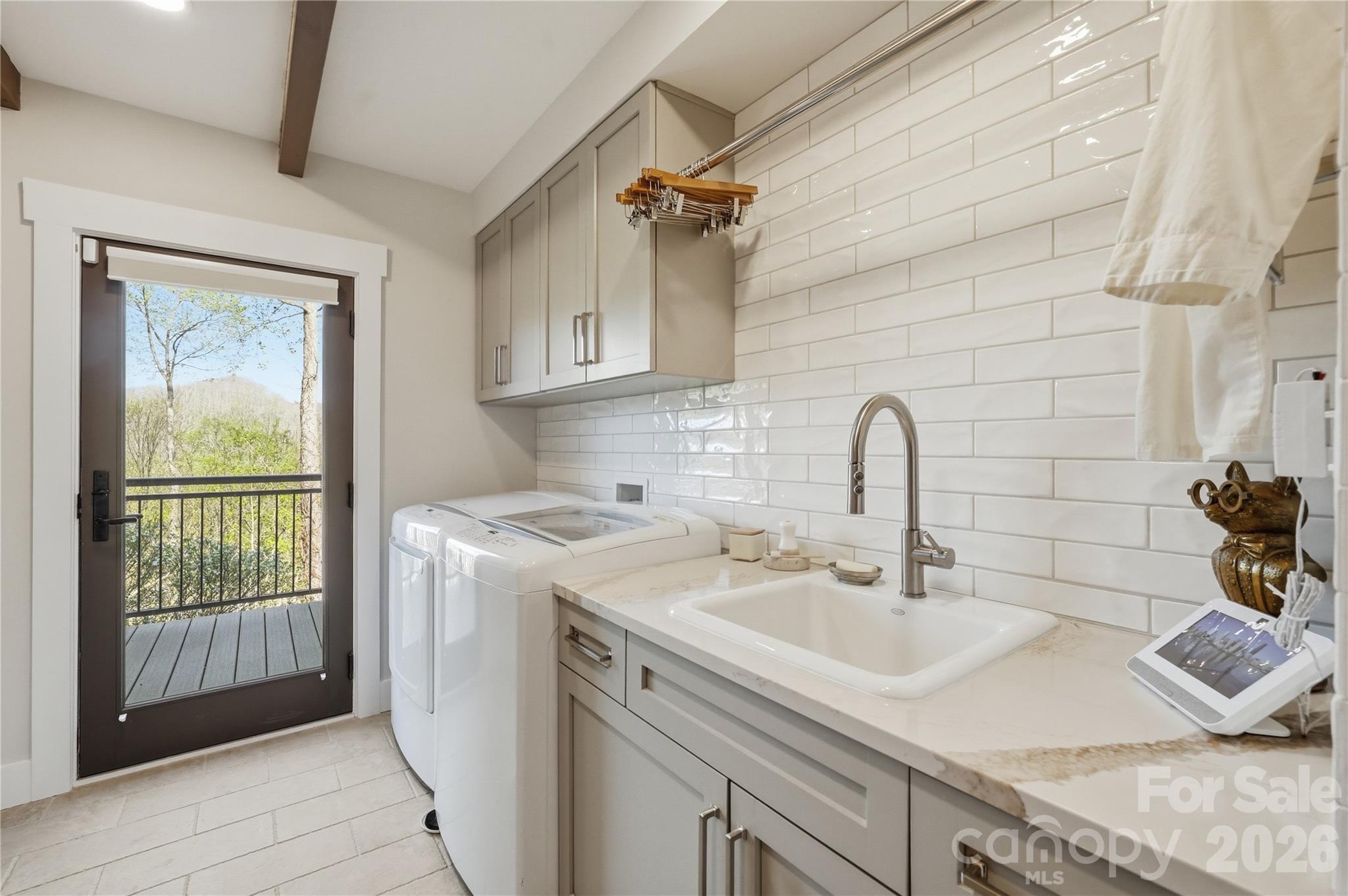 Valle Cay - Residential