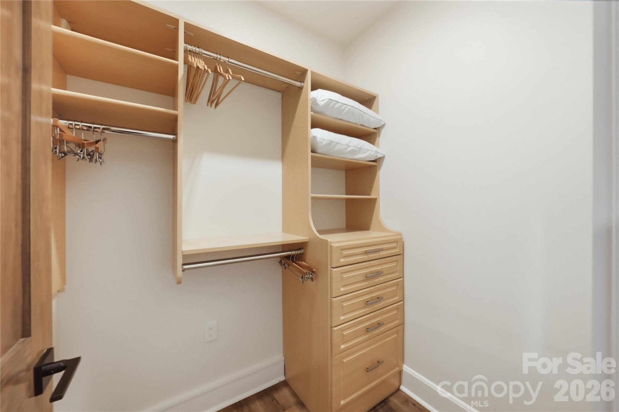 Valle Cay - Residential