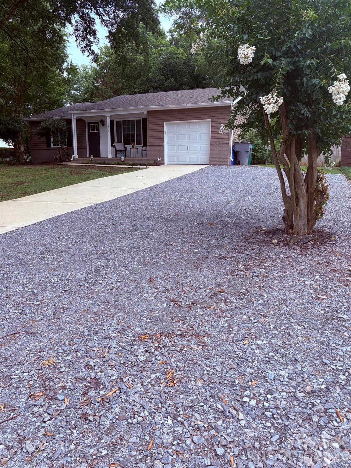 11806 Battery Place