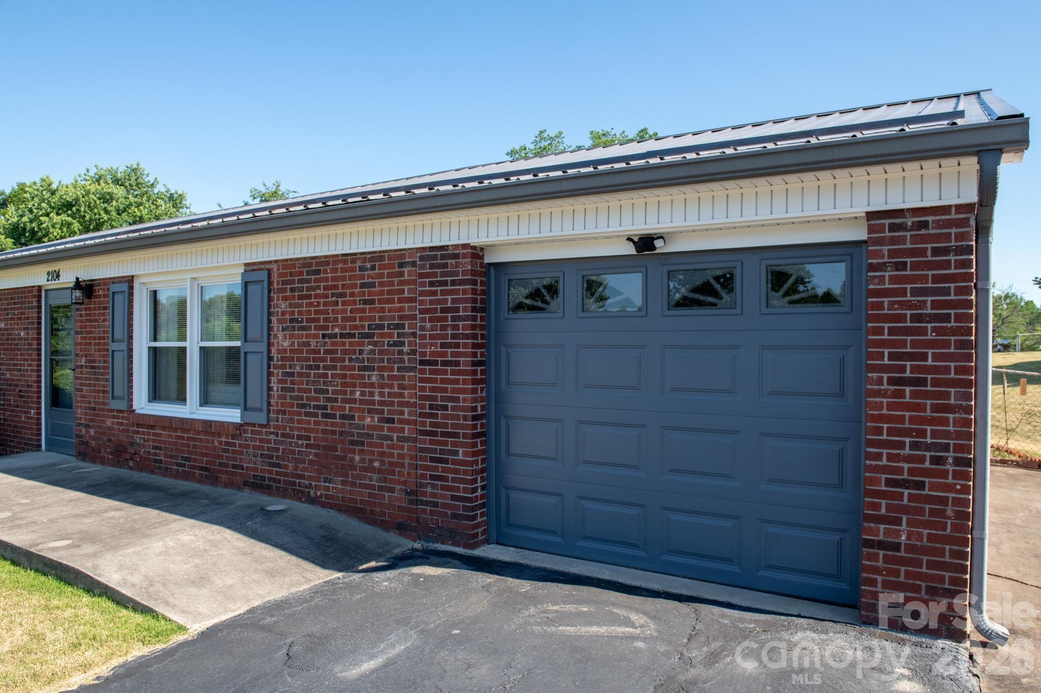 2104 Lamesa Court