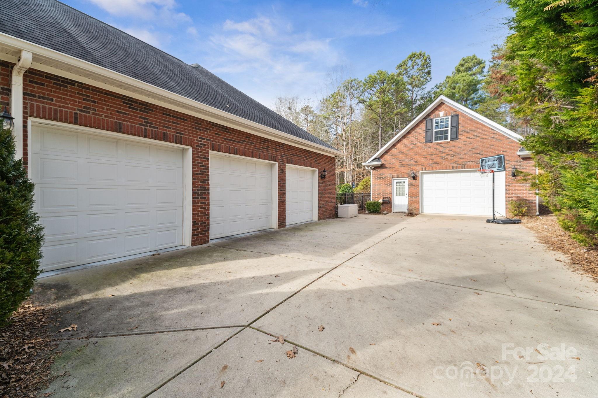 Huntington Farms - Residential