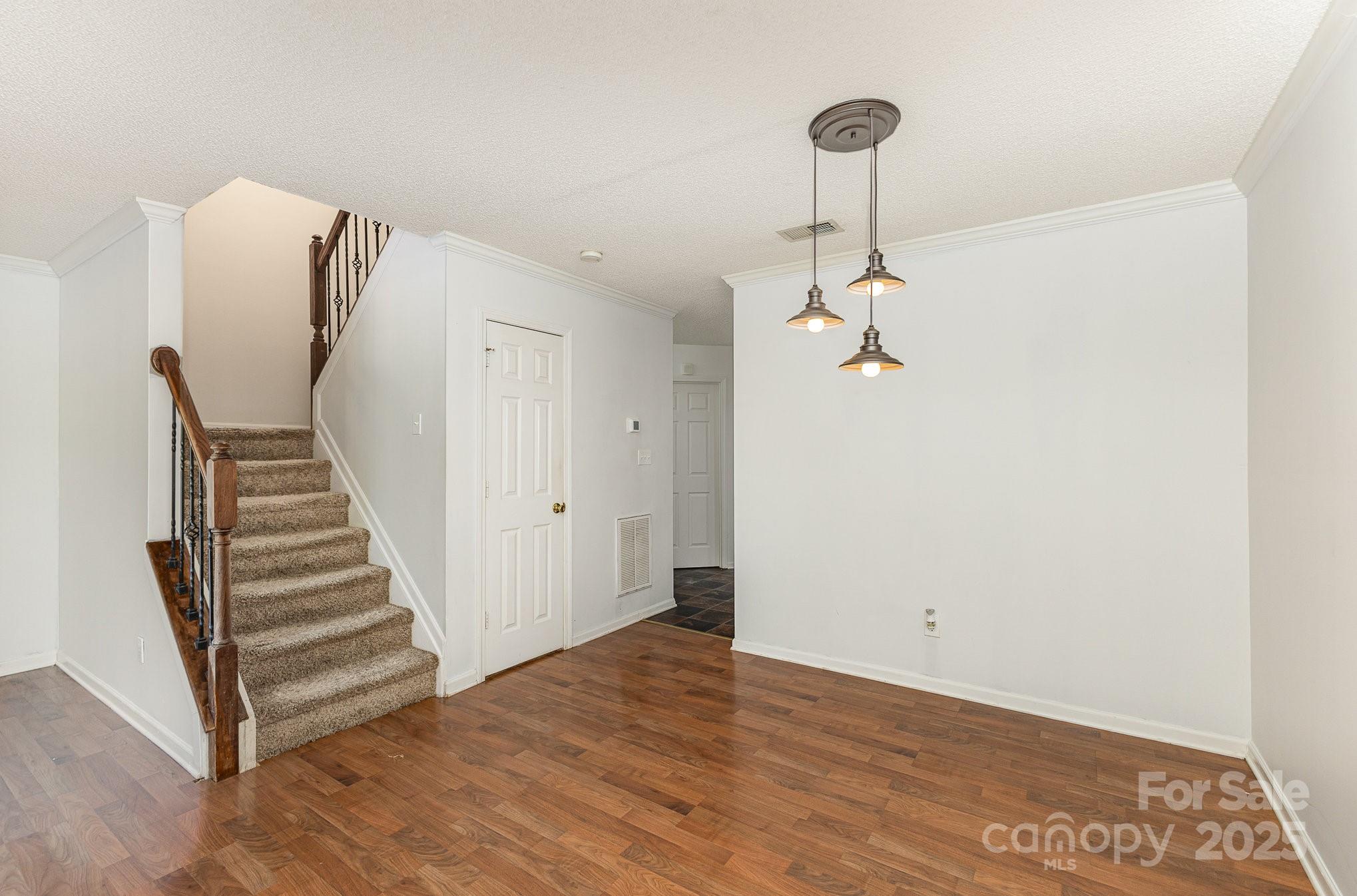 7607 Petrea Lane