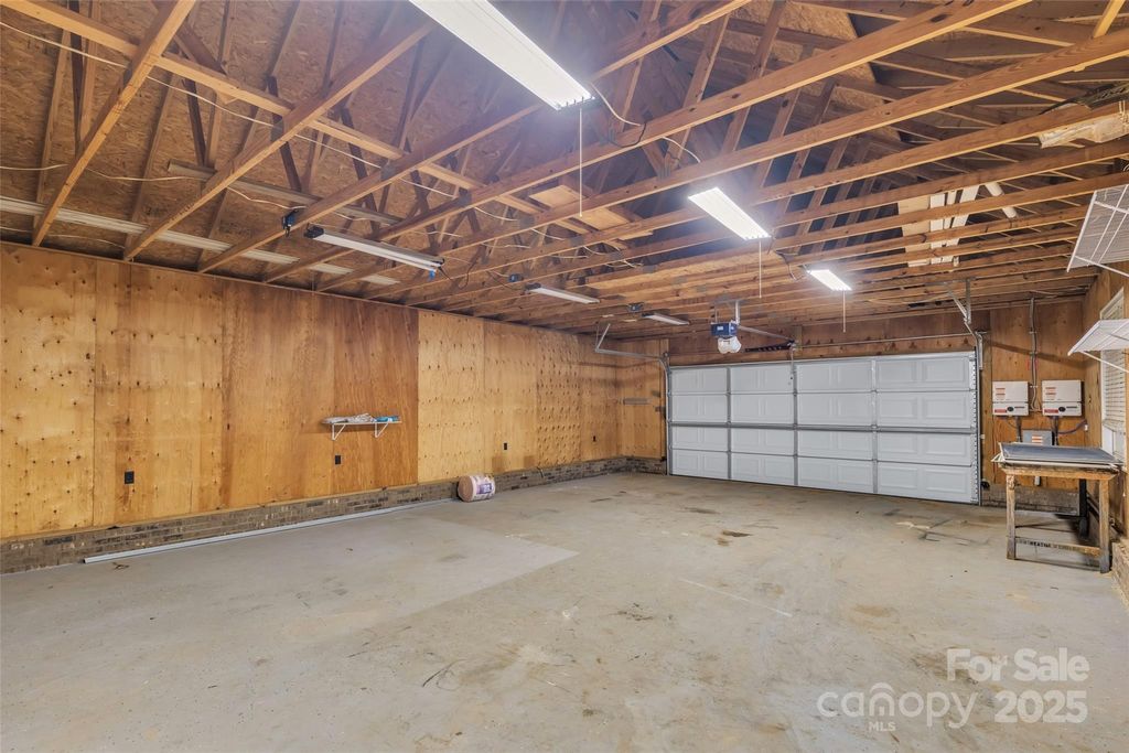 listing image 44
