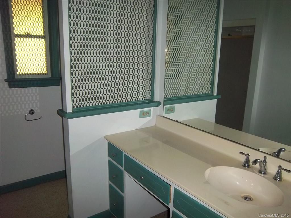 CLUB ACRES - Residential