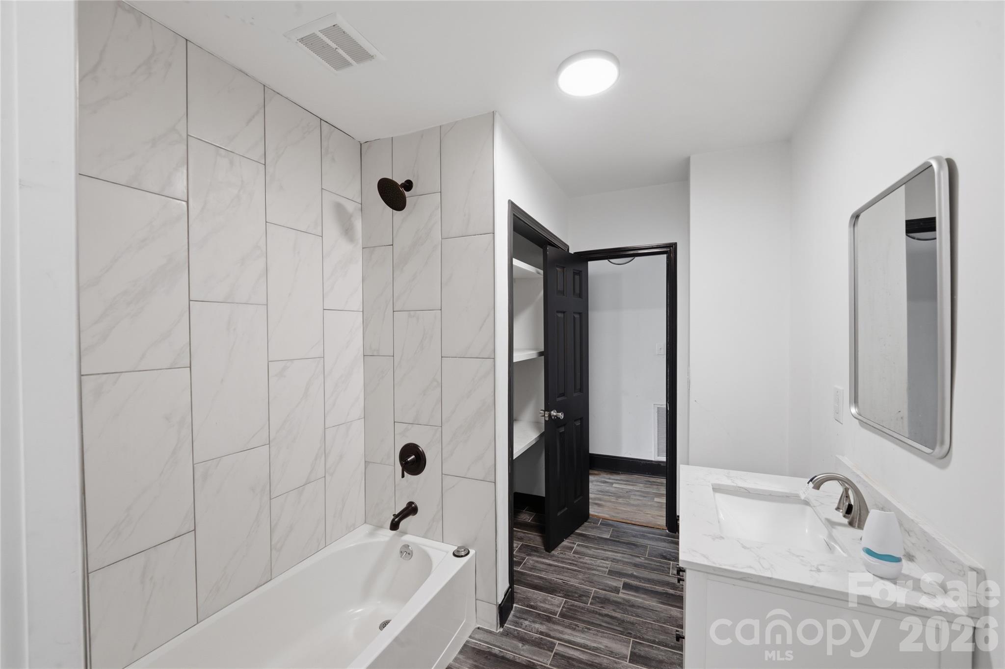 Oaklawn Park - Residential