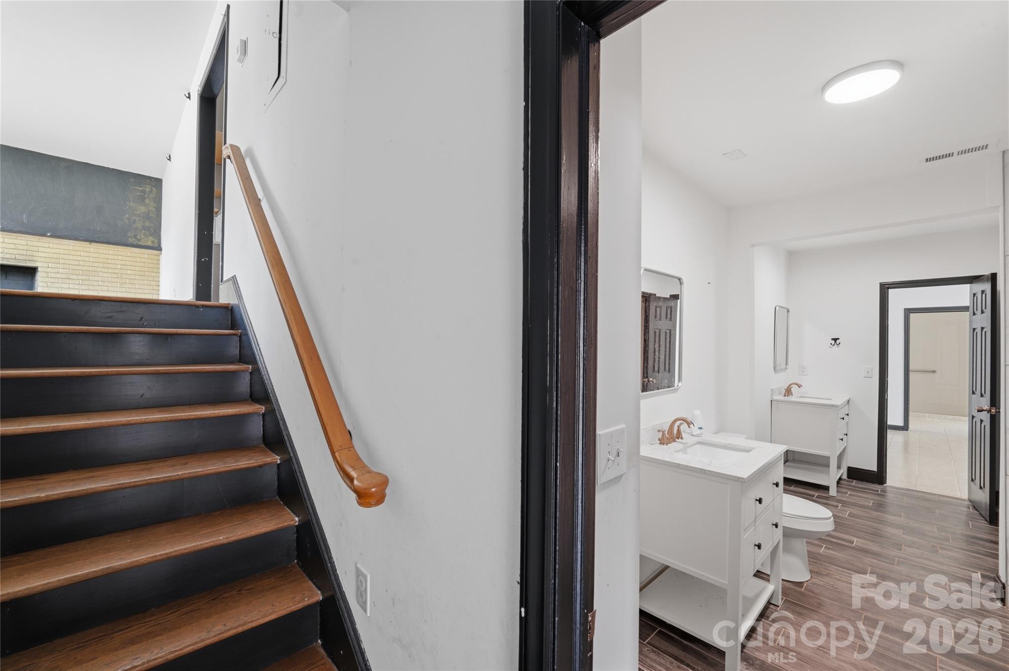 Oaklawn Park - Residential