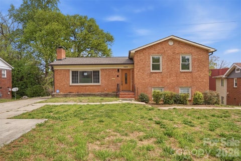 Photo of 1424 Dean Street, Charlotte, NC 28216 (MLS # 4328867)