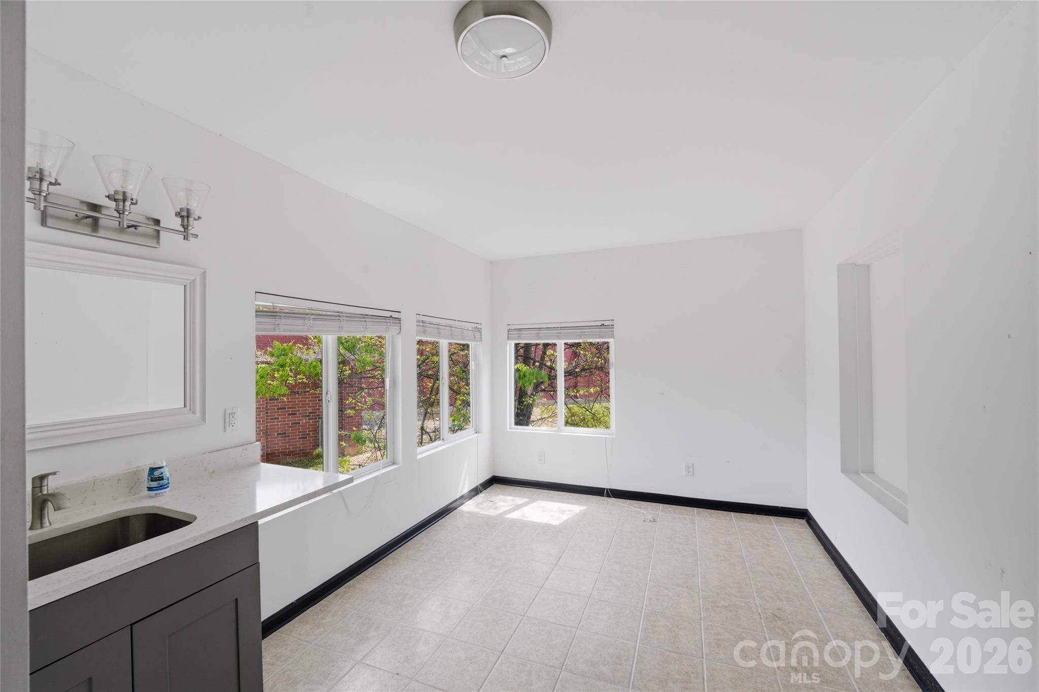 Oaklawn Park - Residential