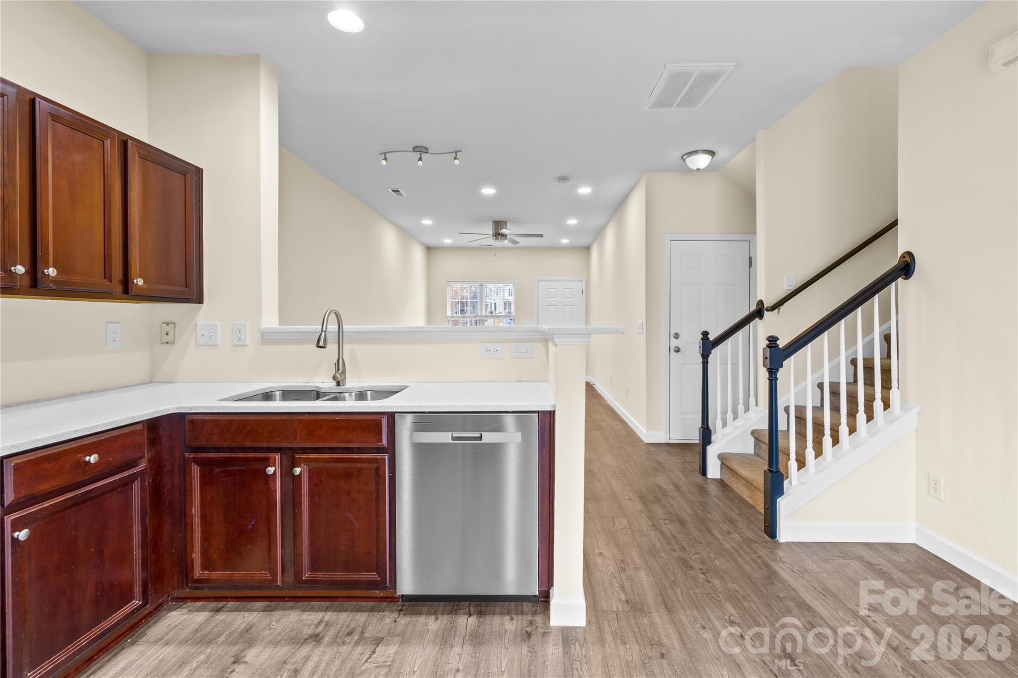 Oakbrooke - Residential