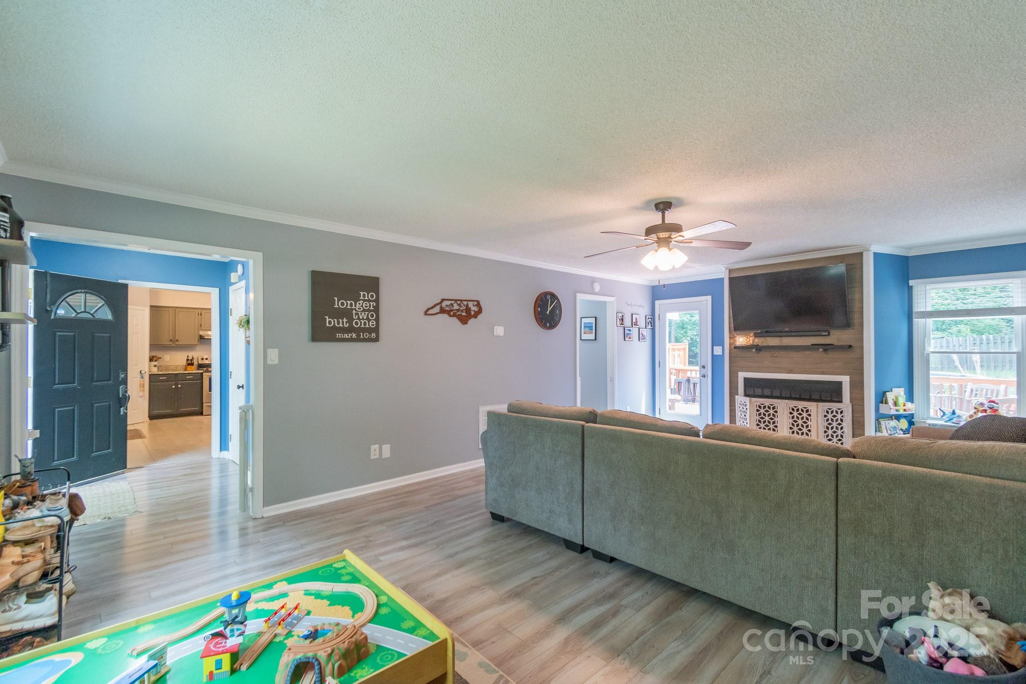 Lake Lee Estates - Residential