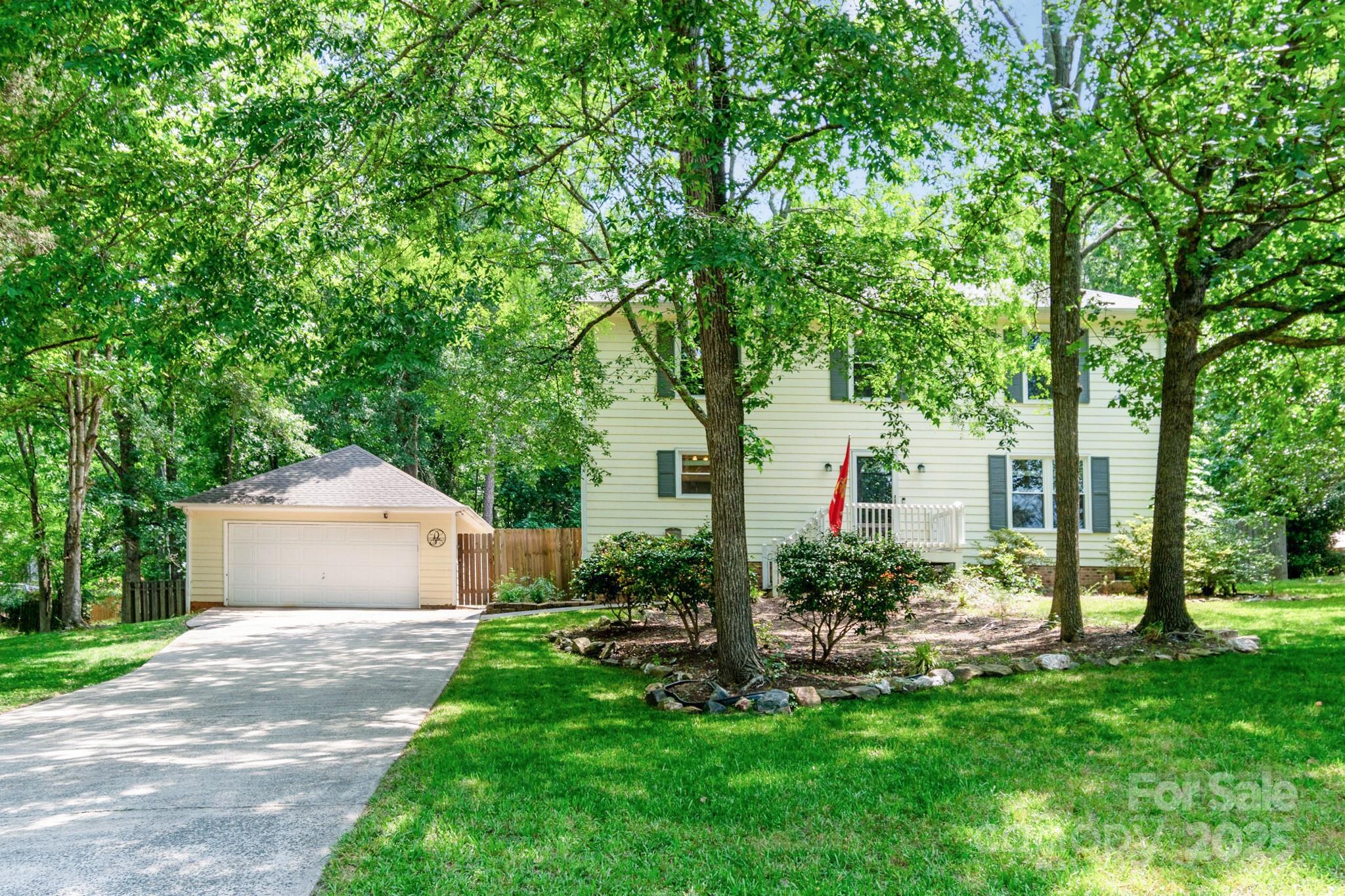 Lake Lee Estates - Residential