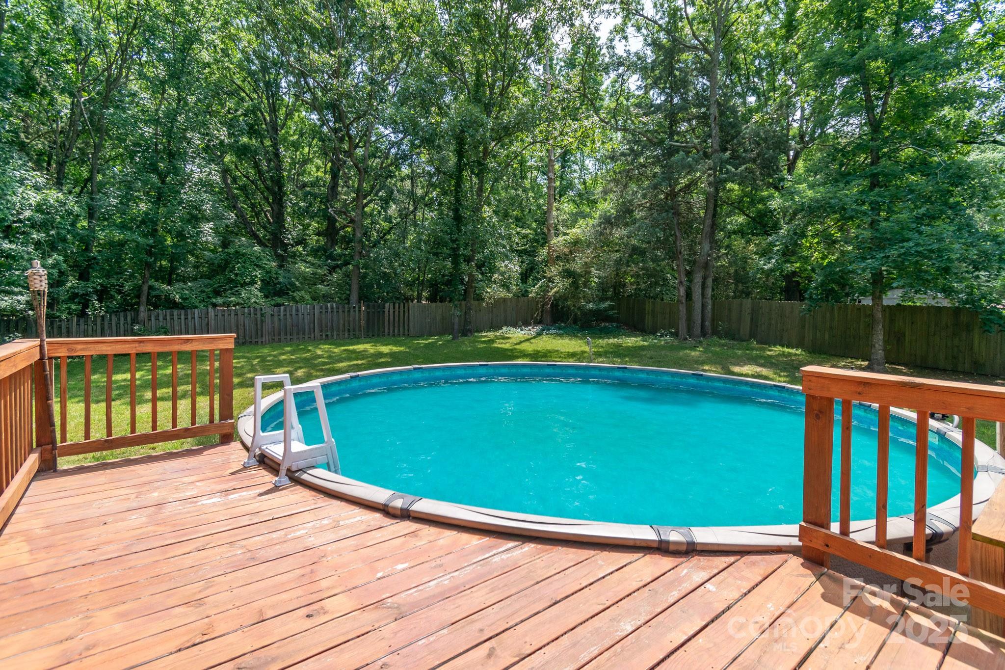 Lake Lee Estates - Residential
